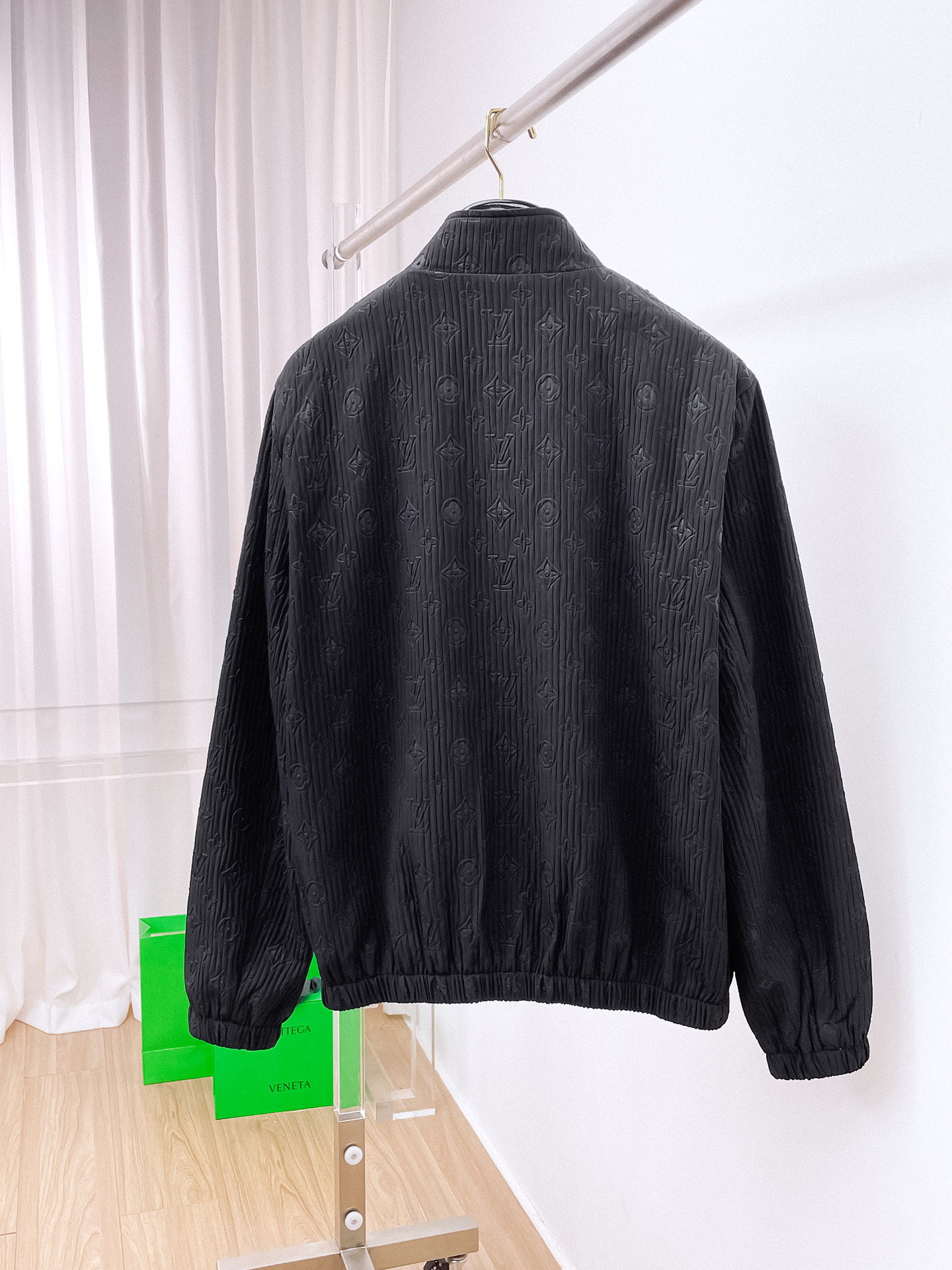 Louis Vuitton 2025 Fall/Winter Monogram Zip-Up Jacket - Luxurious & Stylish 11 i1756949009921 3441 0 9