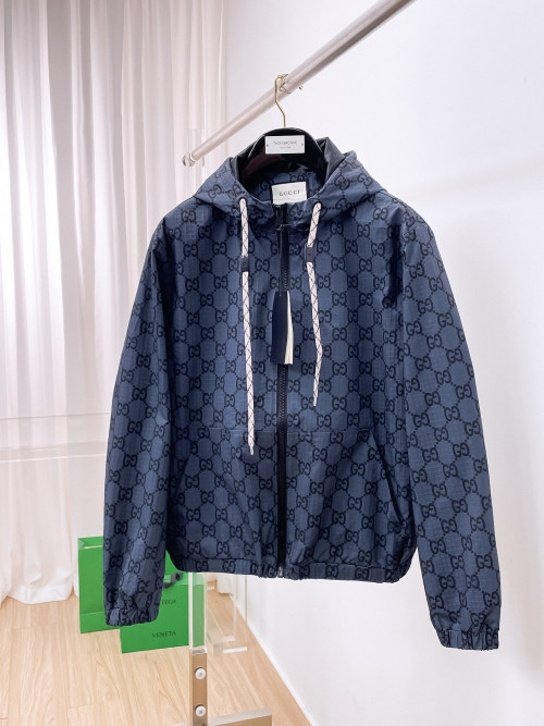 Gucci 2025 Fall/Winter Full Logo Print Zip-Up Jacket 1 Gucci 2025 Fall/Winter Full Logo Print Zip-Up Jacket