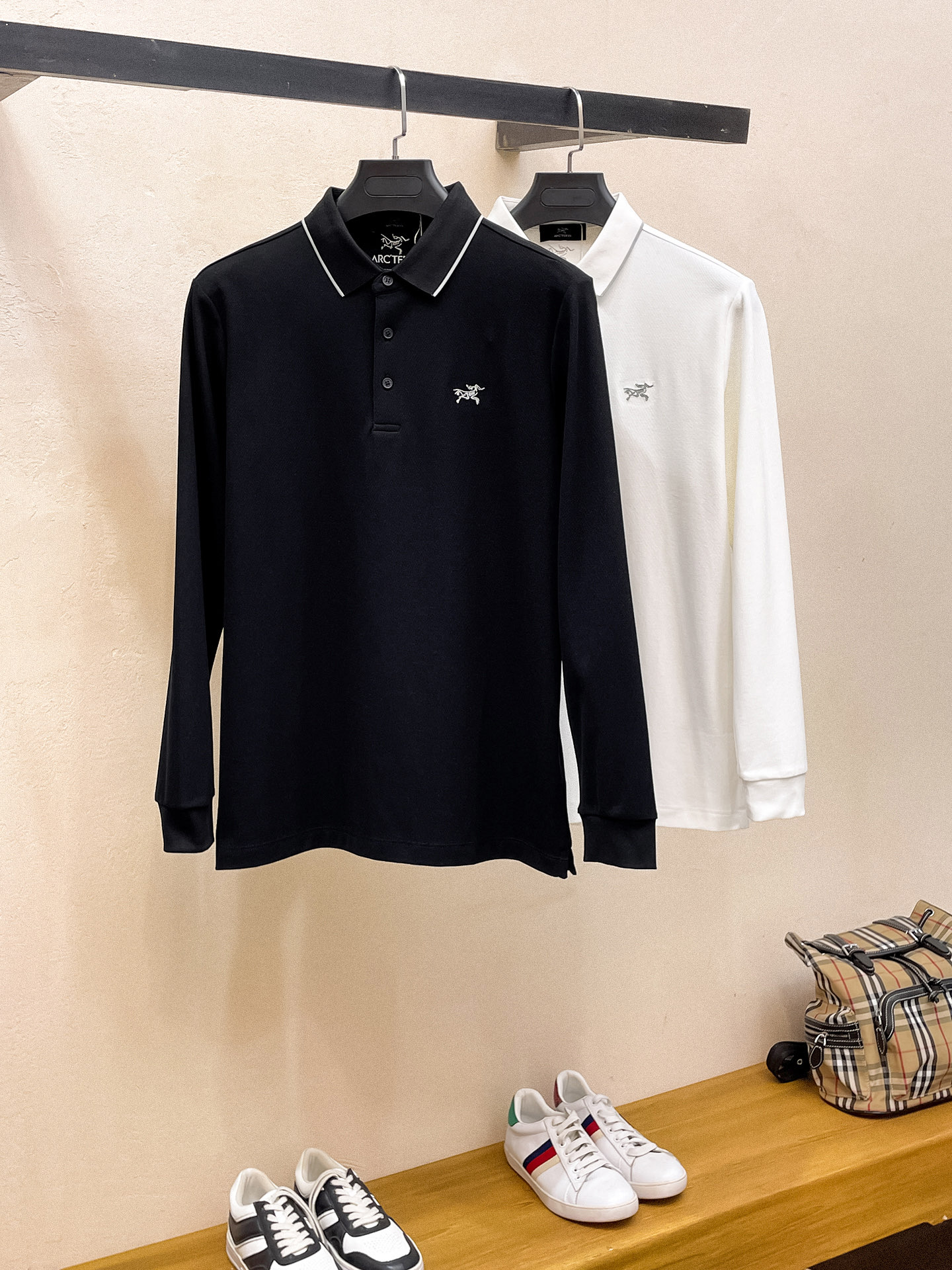 始祖鸟 𝟏𝟎𝟎%新疆长绒棉 柔软舒适2025 秋冬限量款长袖Polo系列𝗦𝗜𝗭𝗘：𝗠-𝟰𝗫𝗟