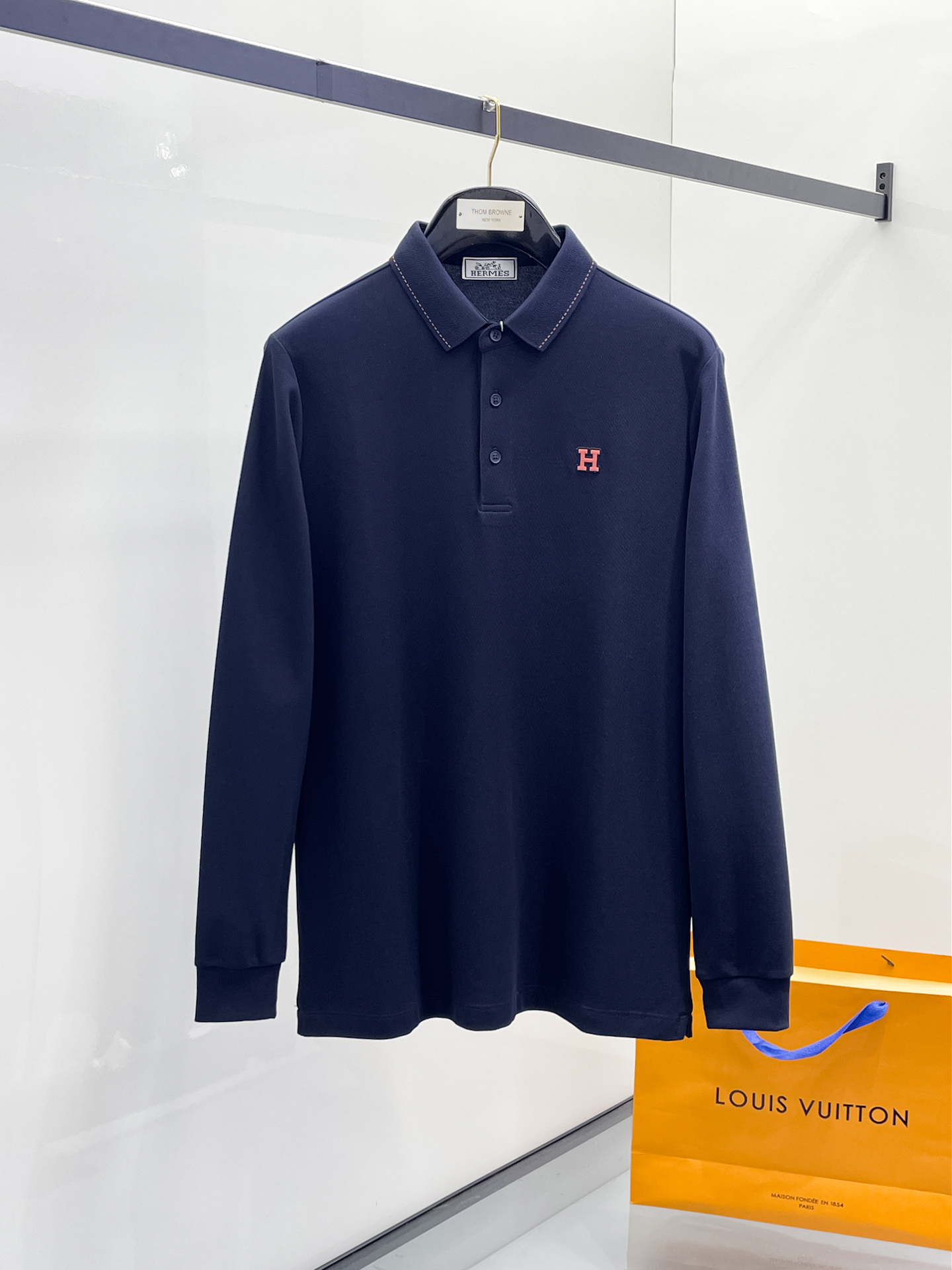 NO:599079,Hermes Xinjiang long-staple cotton, soft and comfortable 2025 autumn and winter limited edition long-sleeved Polo series -,,hermes,alexander wang19860909爱马仕 新疆长绒棉 柔软舒适 2025 秋冬限量款长袖Polo系列 -,,hermes,alexander wang,Men's clothing
