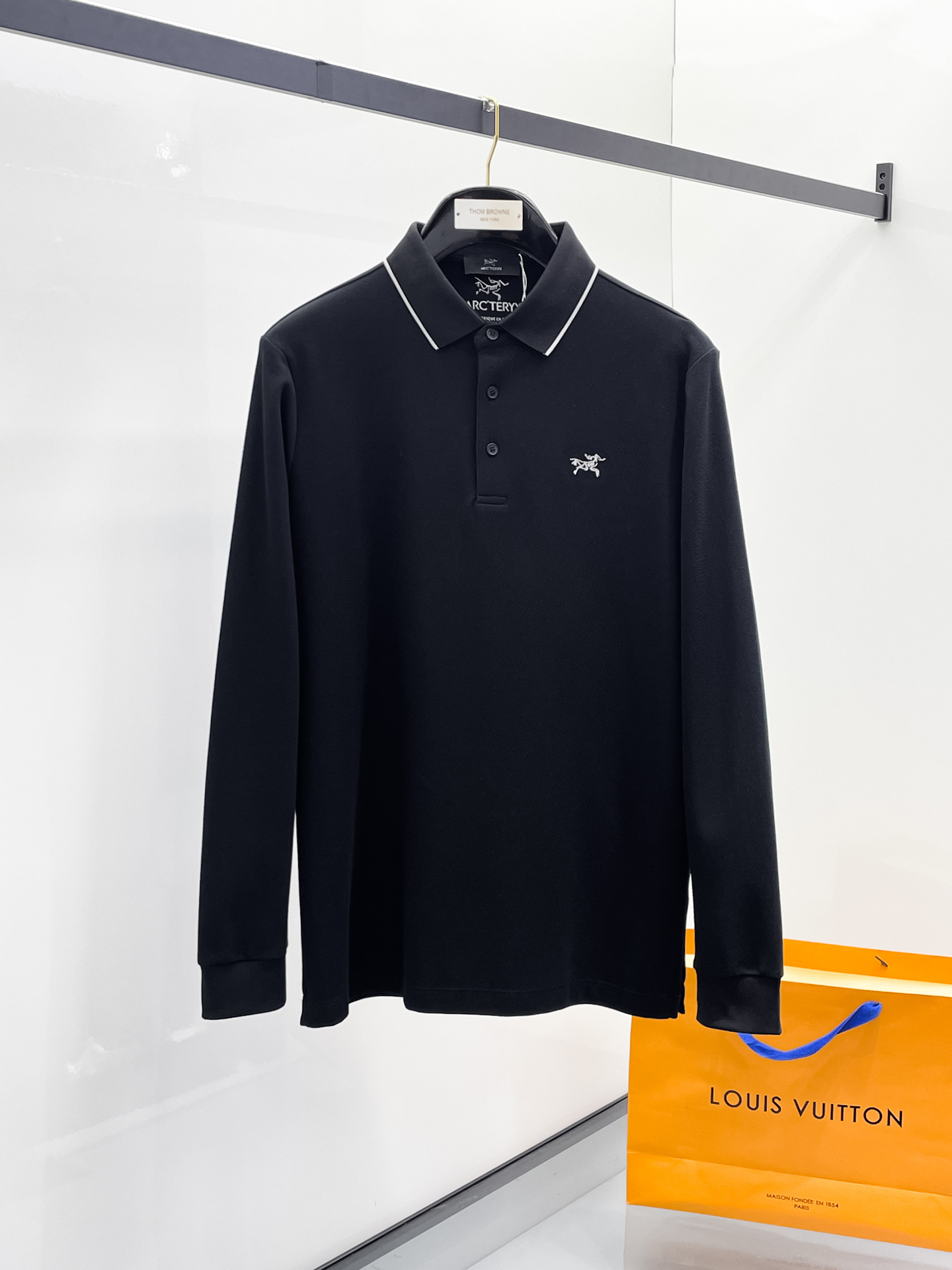 NO:599075,Arc'teryx Xinjiang long-staple cotton, soft and comfortable 2025 autumn and winter limited edition long-sleeved Polo series -,arc'teryx,alexander wang19860909始祖鸟 新疆长绒棉 柔软舒适 2025 秋冬限量款长袖Polo系列 -,arc'teryx,alexander wang,Men's clothing