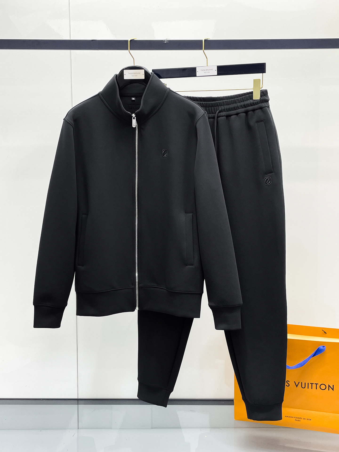 _dih9sPpjvd7bznJlD-HD_RufnZUZ70qz2bBw7ng