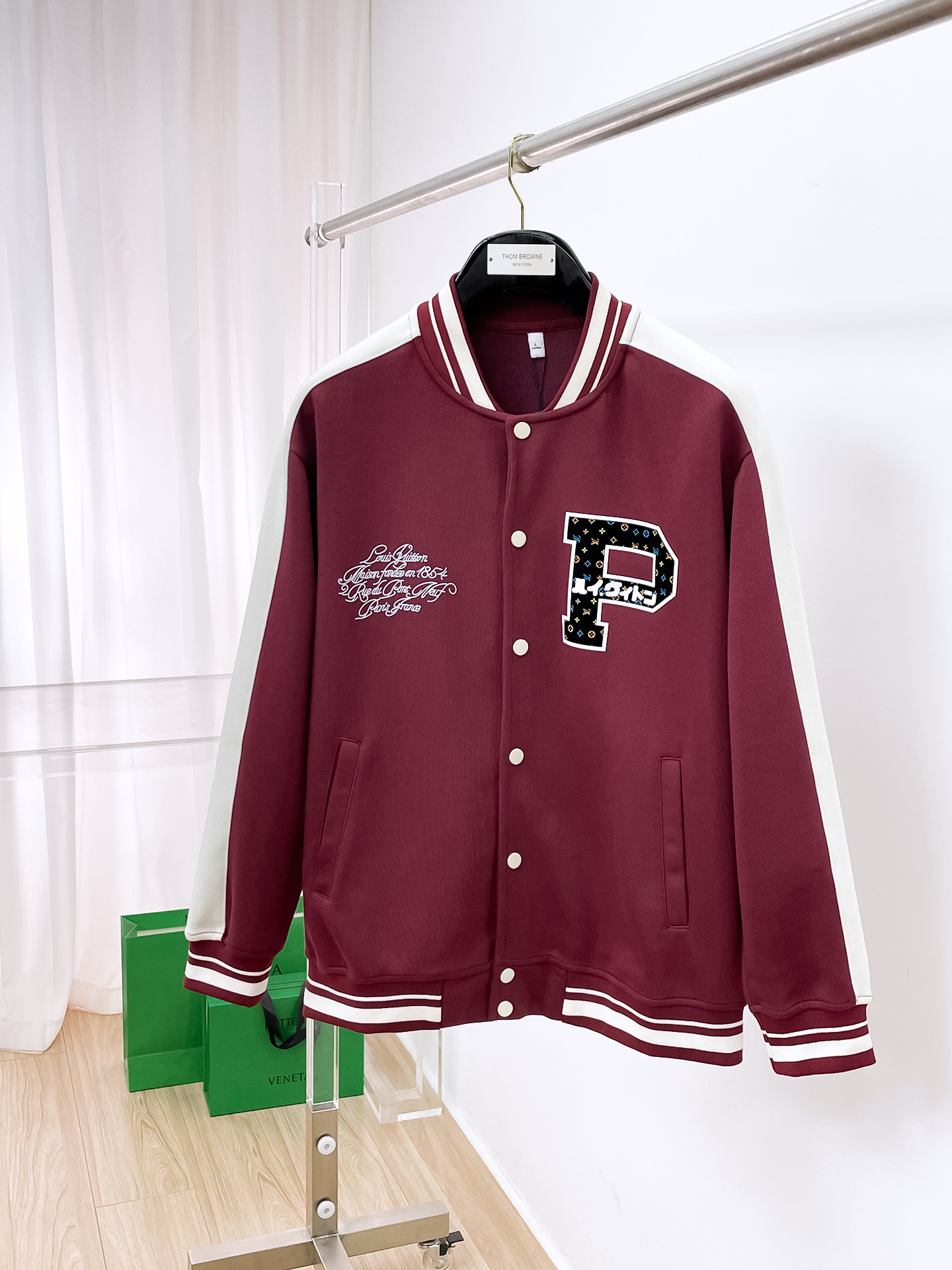 PLV 25ss早秋【新品】夹克外套爆款 秋冬专柜新款休闲时尚夹克外套！超前卫设计风格 细腻舒适 穿着非