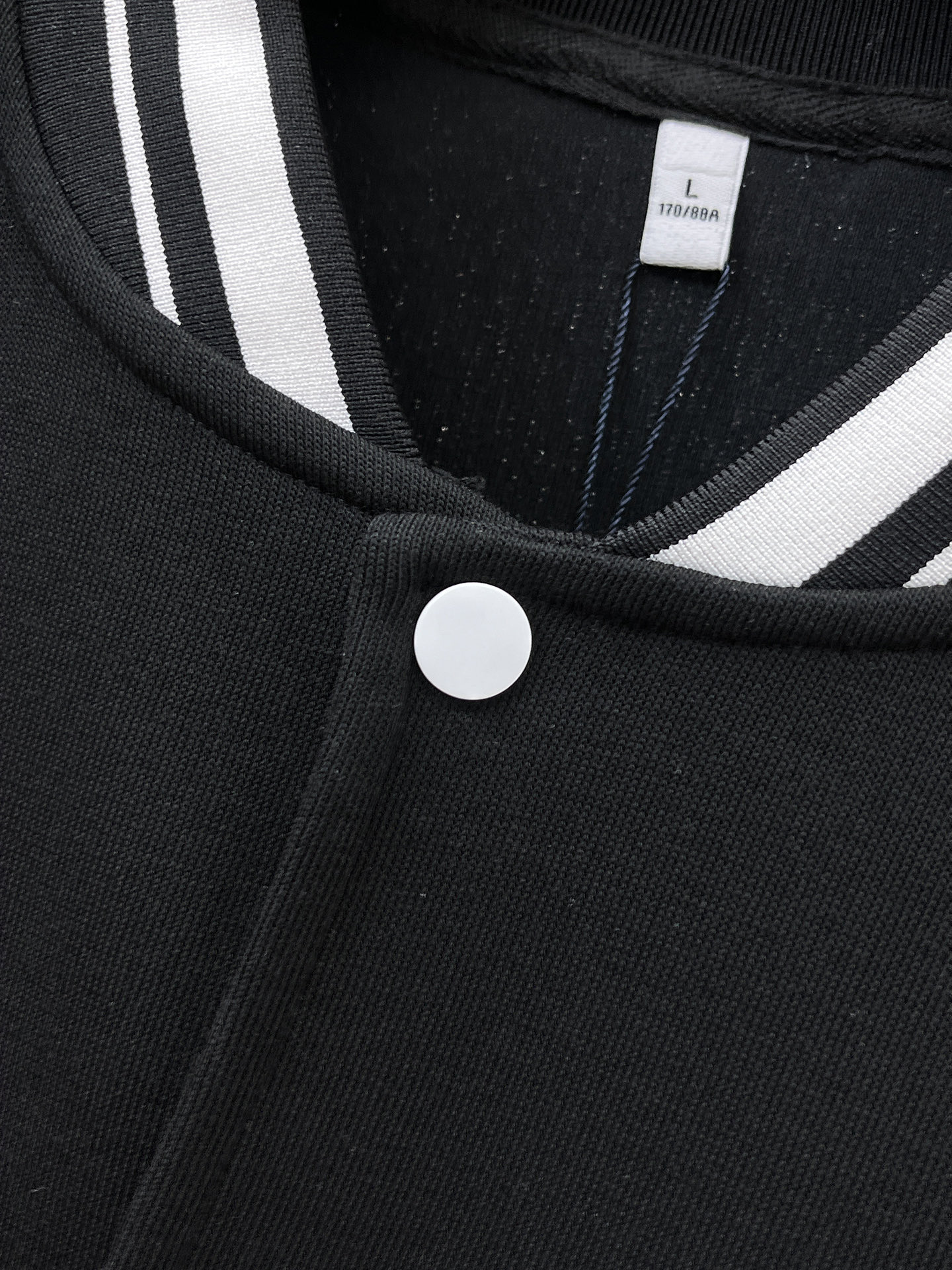 PLV 25ss早秋【新品】夹克外套爆款 秋冬专柜新款休闲时尚夹克外套！超前卫设计风格 细腻舒适 穿着非