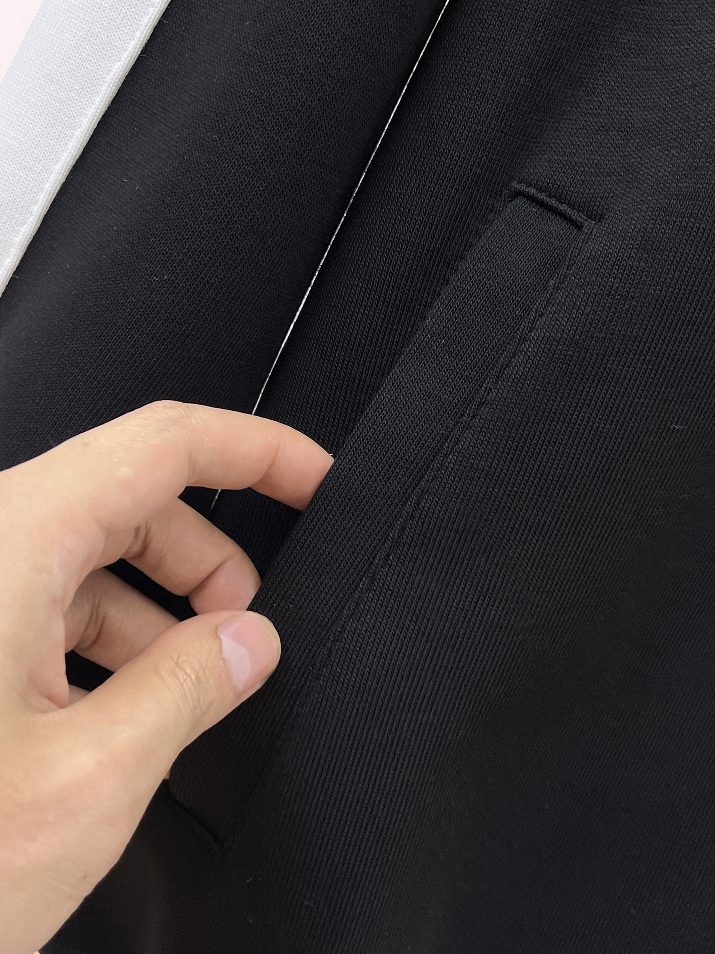 PLV 25ss早秋【新品】夹克外套爆款 秋冬专柜新款休闲时尚夹克外套！超前卫设计风格 细腻舒适 穿着非