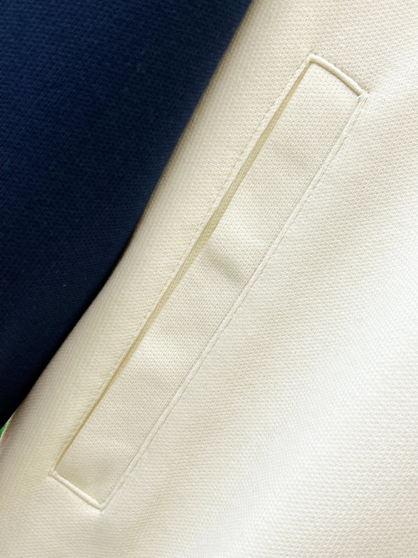 PLV 25ss早秋【新品】夹克外套爆款 秋冬专柜新款休闲时尚夹克外套！超前卫设计风格 细腻舒适 穿着非