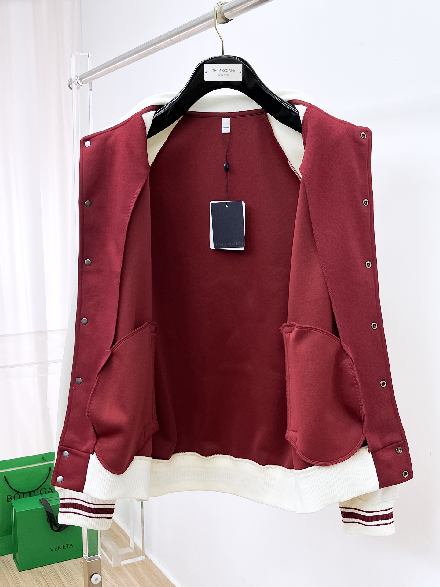 PLV 25ss早秋【新品】夹克外套爆款 秋冬专柜新款休闲时尚夹克外套！超前卫设计风格 细腻舒适 穿着非