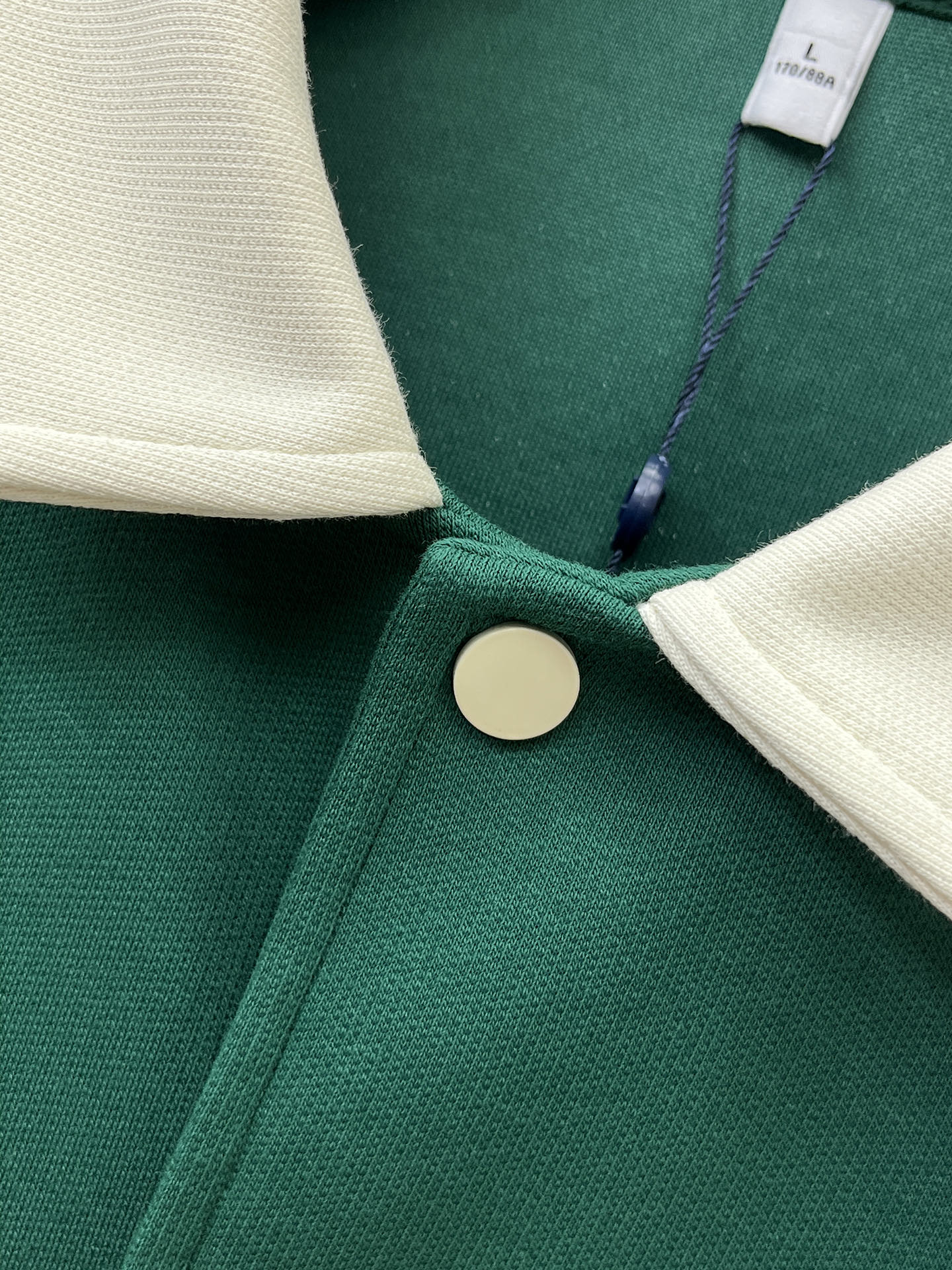 PLV 25ss早秋【新品】夹克外套爆款 秋冬专柜新款休闲时尚夹克外套！超前卫设计风格 细腻舒适 穿着非