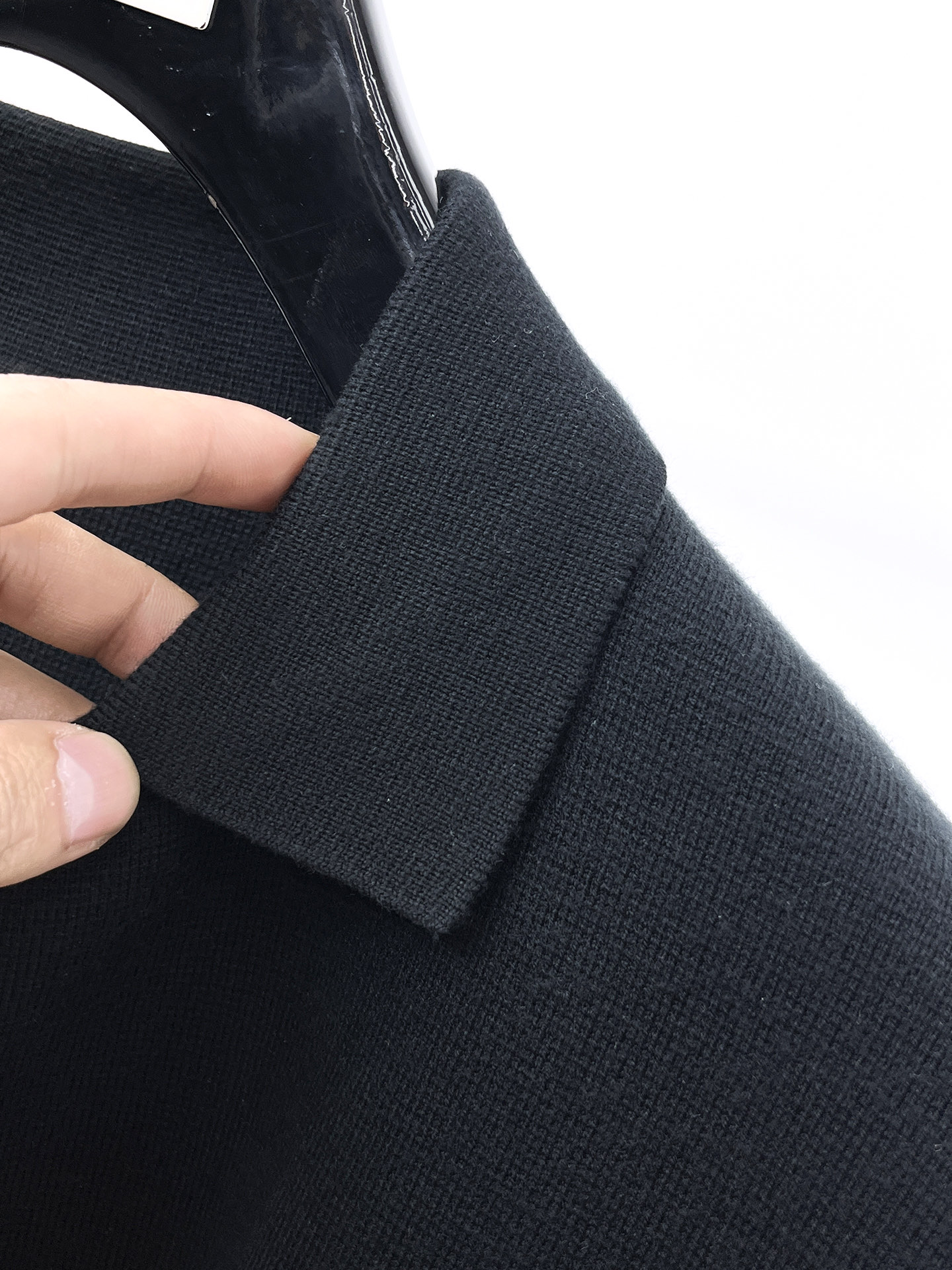 P普拉达 25ss秋冬【新品】最新最顶级开衫羊毛针织衫外套 ！开衫毛衣，精致配色融合新款潮套头衫，最顶级