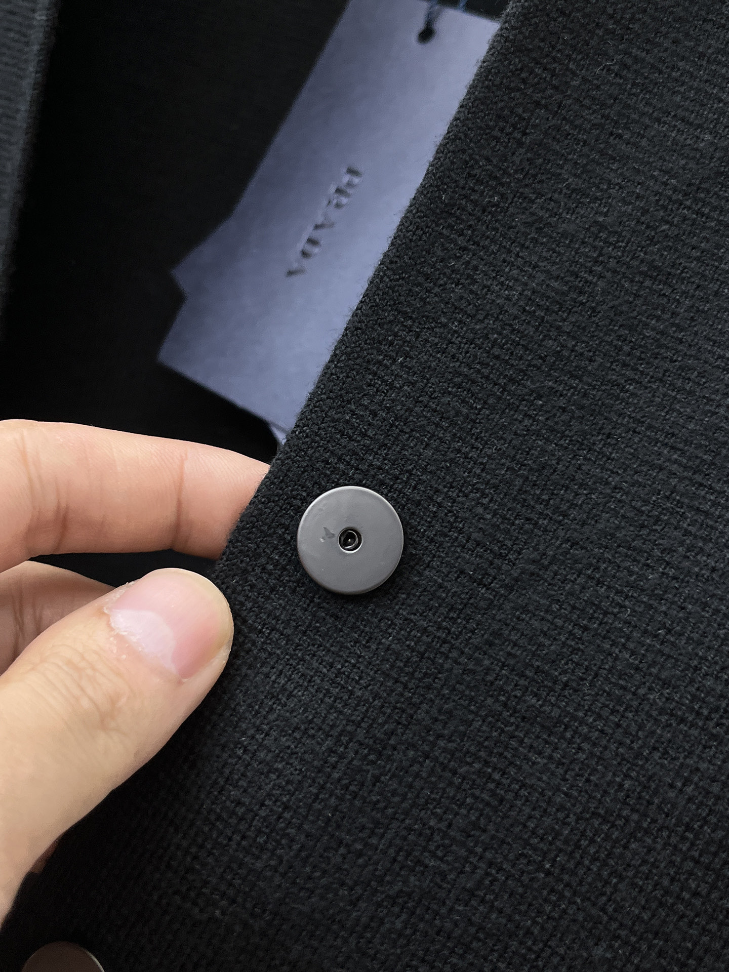 P普拉达 25ss秋冬【新品】最新最顶级开衫羊毛针织衫外套 ！开衫毛衣，精致配色融合新款潮套头衫，最顶级