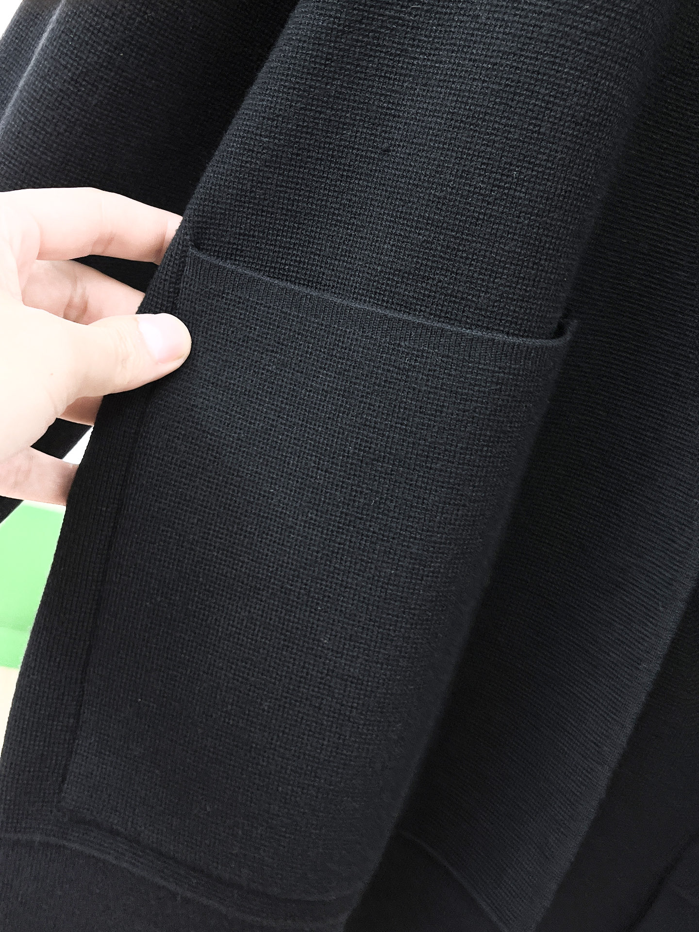 P普拉达 25ss秋冬【新品】最新最顶级开衫羊毛针织衫外套 ！开衫毛衣，精致配色融合新款潮套头衫，最顶级