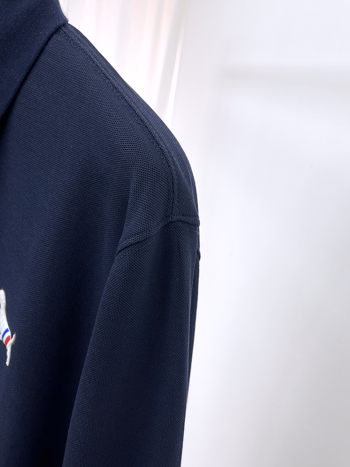 PTB 25ss早秋【新品】圆领打底衫单穿卫衣爆款 超前卫设计风格 细腻舒适 穿着非常轻便不易起皱。多重