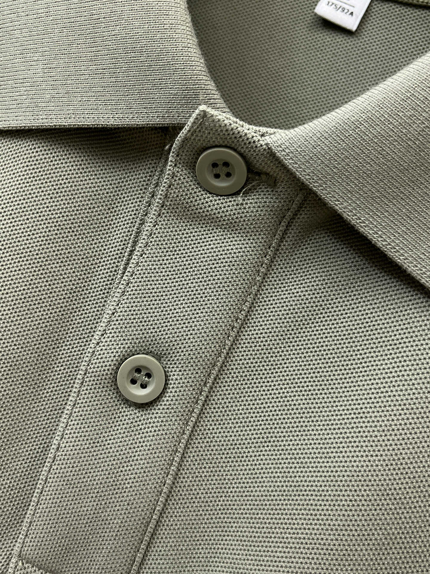 P始祖鸟 25ss早秋【新品】圆领打底衫单穿卫衣爆款 超前卫设计风格 细腻舒适 穿着非常轻便不易起皱。多