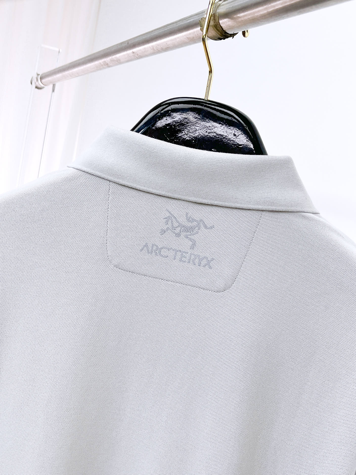 P始祖鸟 25ss早秋【新品】圆领打底衫单穿卫衣爆款 超前卫设计风格 细腻舒适 穿着非常轻便不易起皱。多