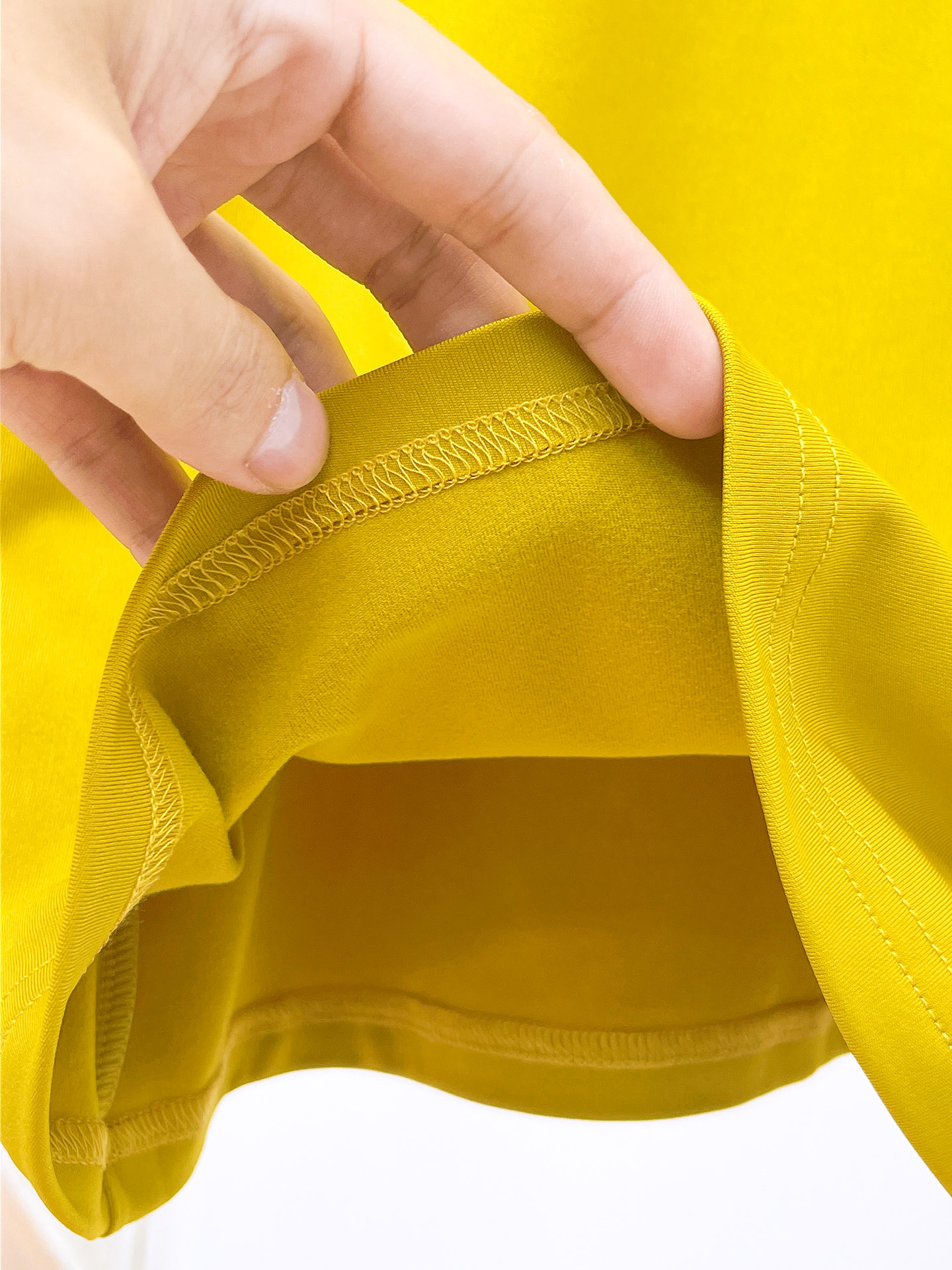 PALO 25ss早秋【新品】圆领打底衫单穿卫衣爆款 超前卫设计风格 细腻舒适 穿着非常轻便不易起皱。多