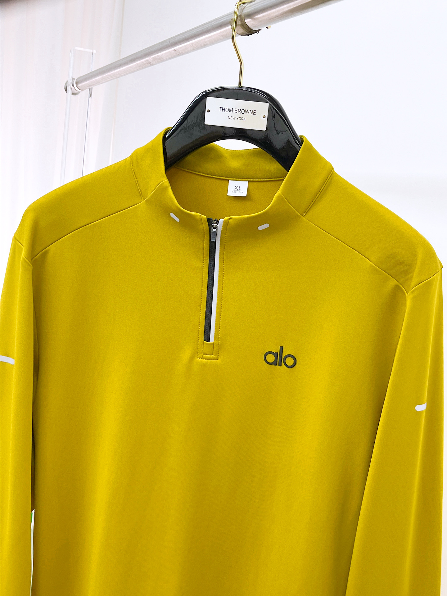 PALO 25ss早秋【新品】圆领打底衫单穿卫衣爆款 超前卫设计风格 细腻舒适 穿着非常轻便不易起皱。多