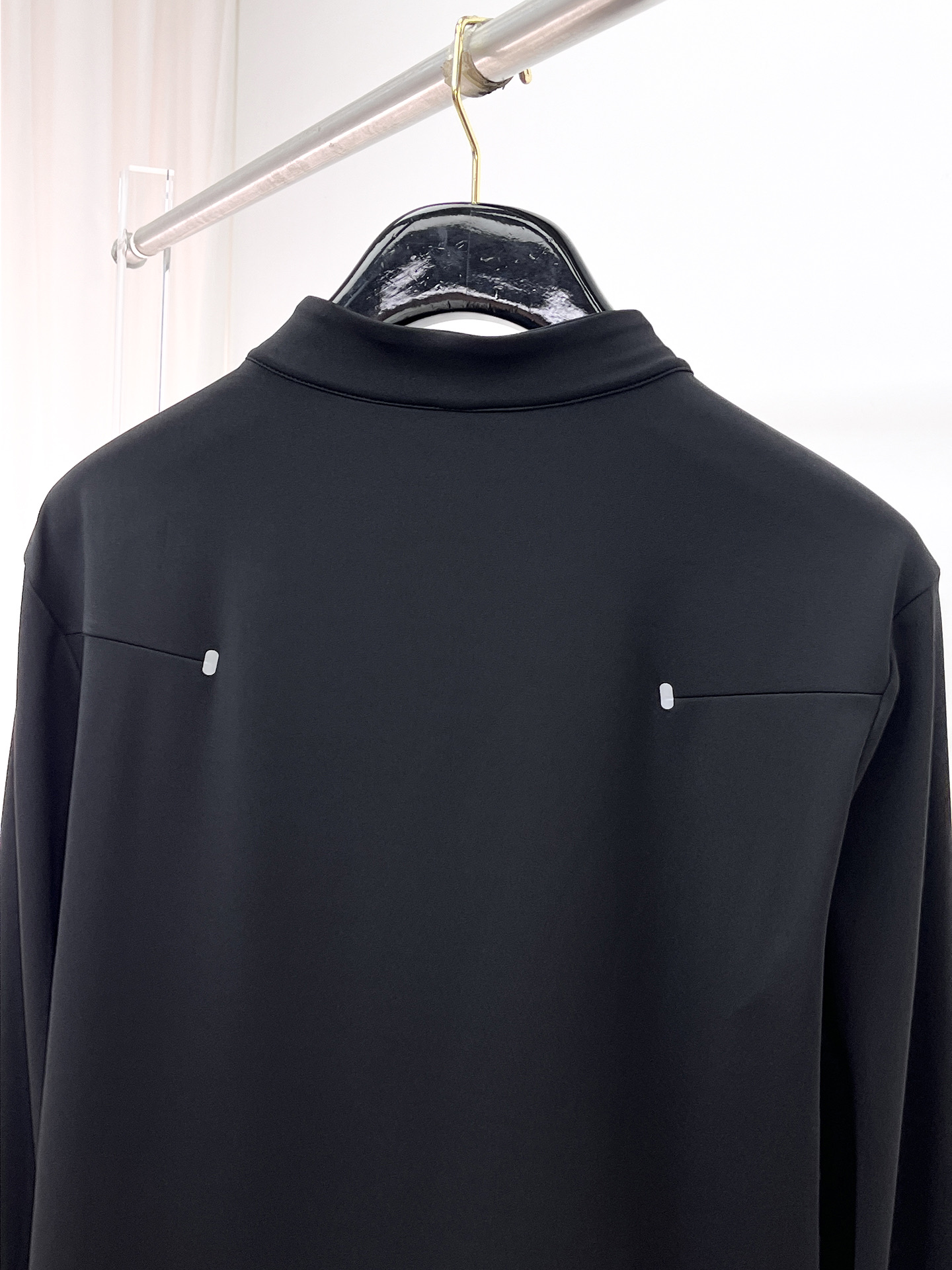 PALO 25ss早秋【新品】圆领打底衫单穿卫衣爆款 超前卫设计风格 细腻舒适 穿着非常轻便不易起皱。多