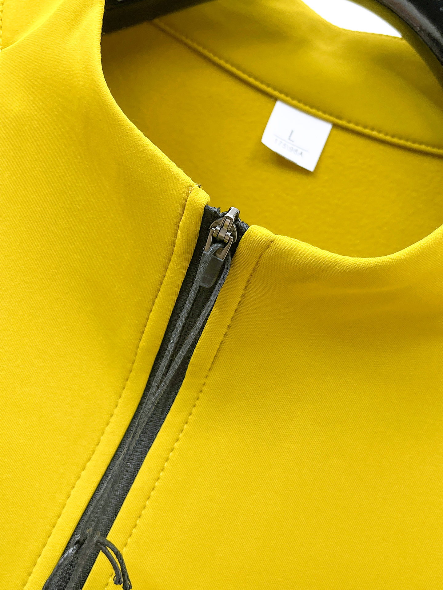 P迪桑特 25ss早秋【新品】风衣夹克外套爆款 秋冬专柜新款休闲时尚夹克外套！超前卫设计风格 细腻舒适 