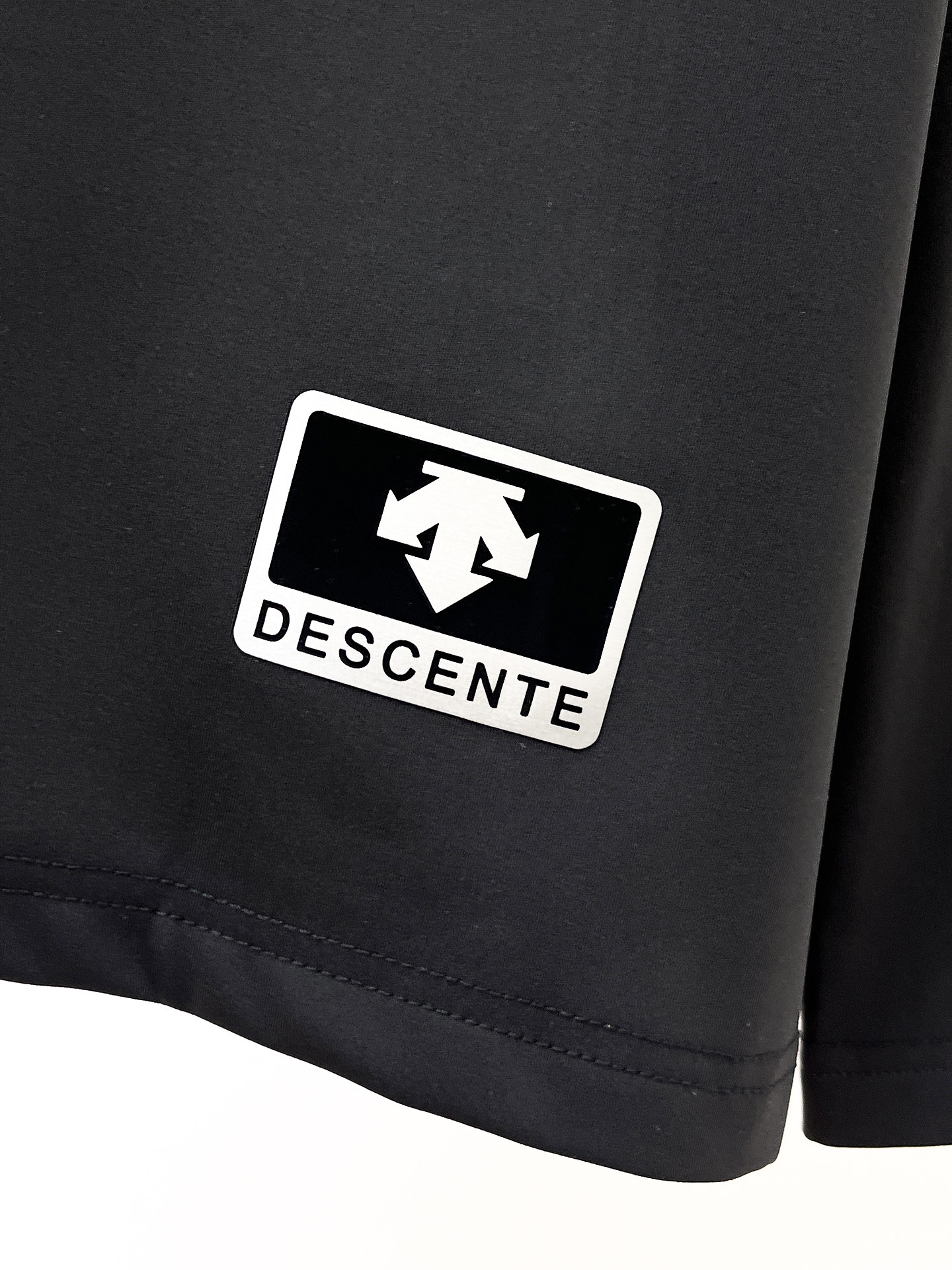 P迪桑特 25ss早秋【新品】风衣夹克外套爆款 秋冬专柜新款休闲时尚夹克外套！超前卫设计风格 细腻舒适 