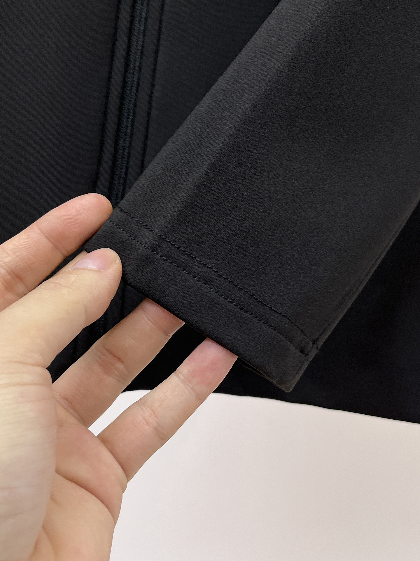 P迪桑特 25ss早秋【新品】风衣夹克外套爆款 秋冬专柜新款休闲时尚夹克外套！超前卫设计风格 细腻舒适 