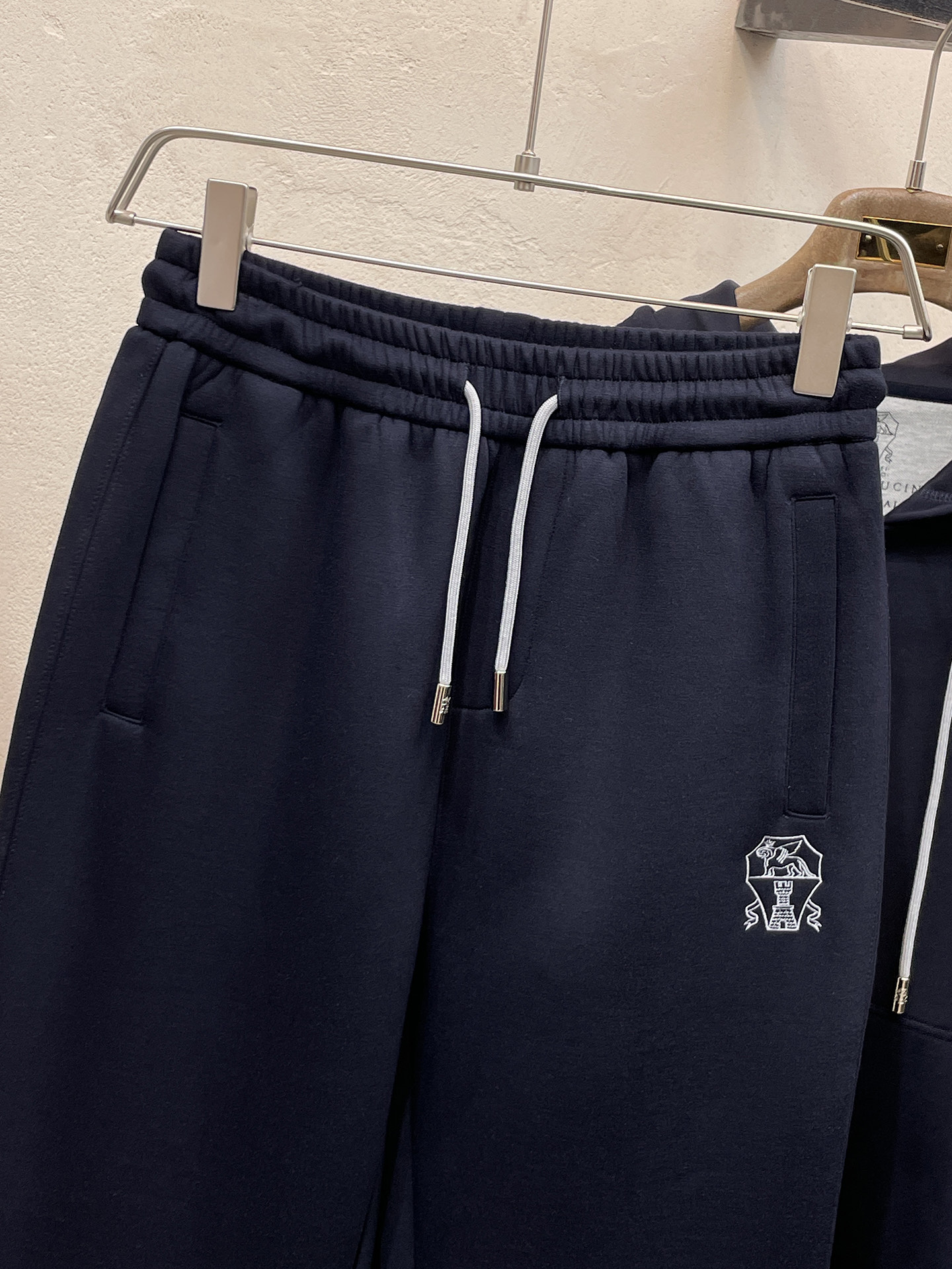 bc 2025秋冬新款专柜同款休闲空气层面料套装，透气舒适休闲！高级感满满！细节精致高档，做工无可挑剔！