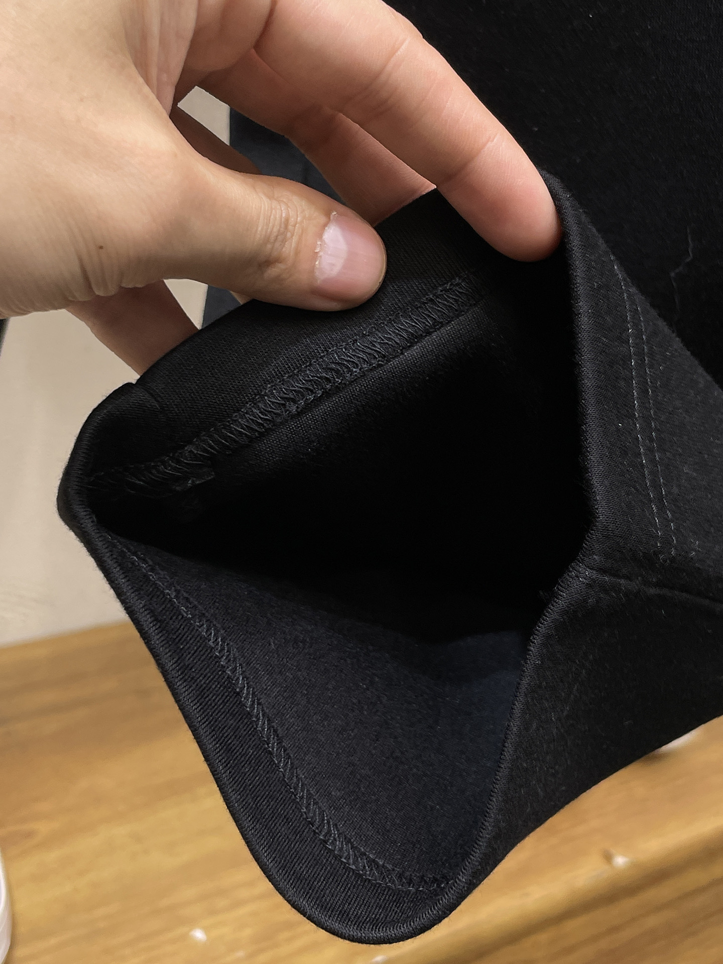 bc 2025秋冬新款专柜同款休闲空气层面料套装，透气舒适休闲！高级感满满！细节精致高档，做工无可挑剔！