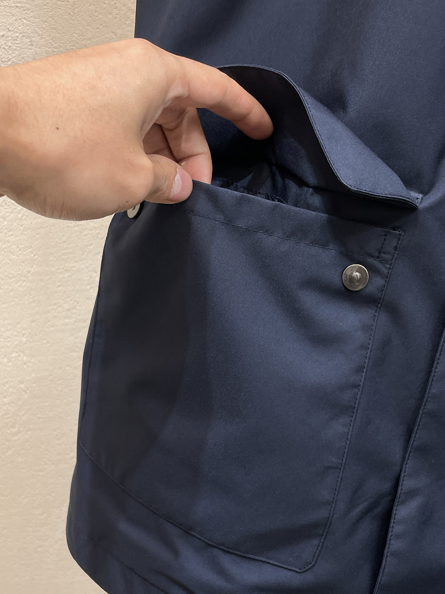 Loro Piana 马甲 2025 秋冬 新款爆款专柜新款休闲时尚夹克 超前卫设计风格 细腻舒适 穿着