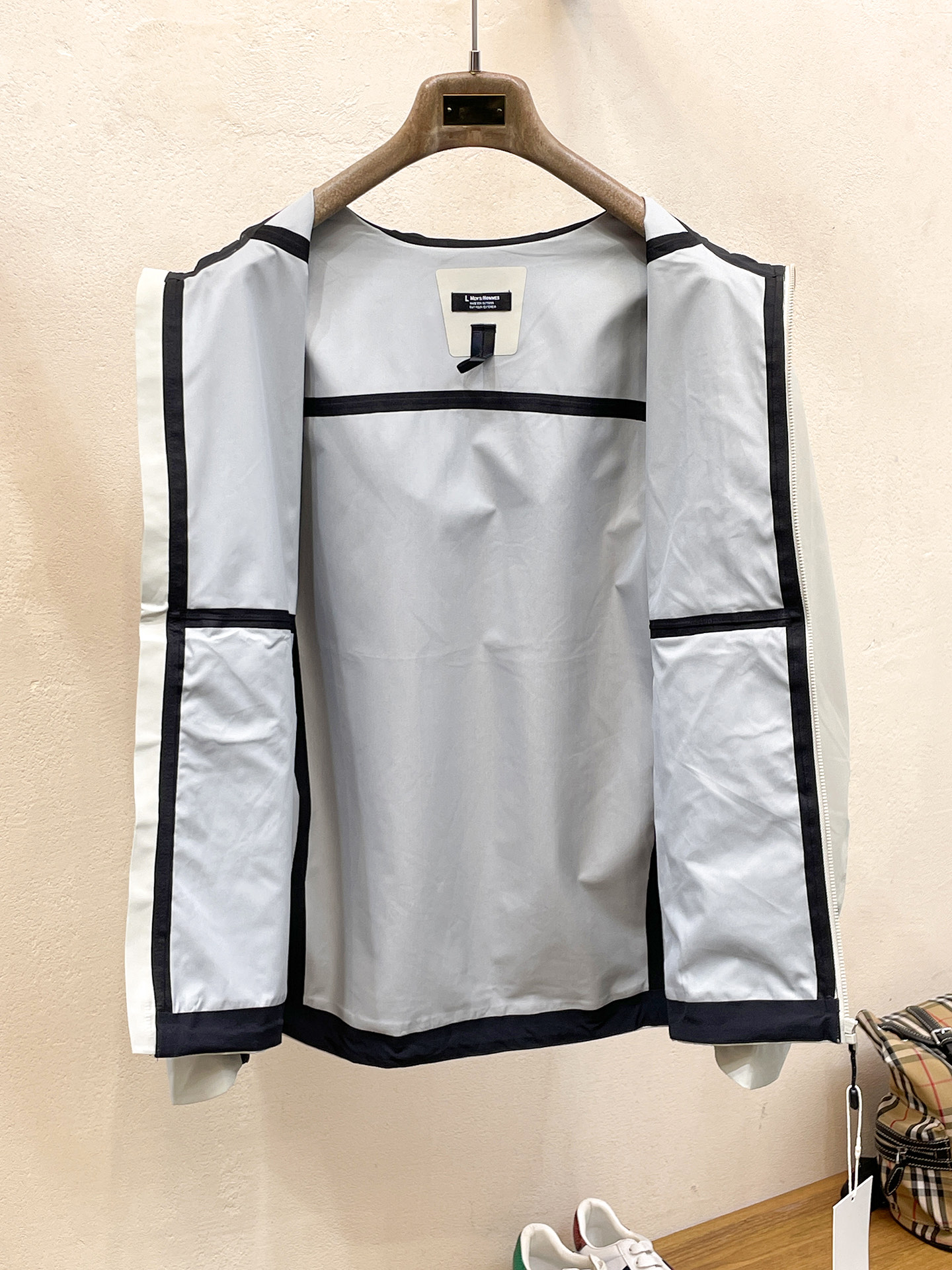 新品 始祖鸟 25ss新款轻薄硬壳冲锋衣百搭户外男女同款🔥采用原厂GORE-TEX科技面料细节辅料全部同