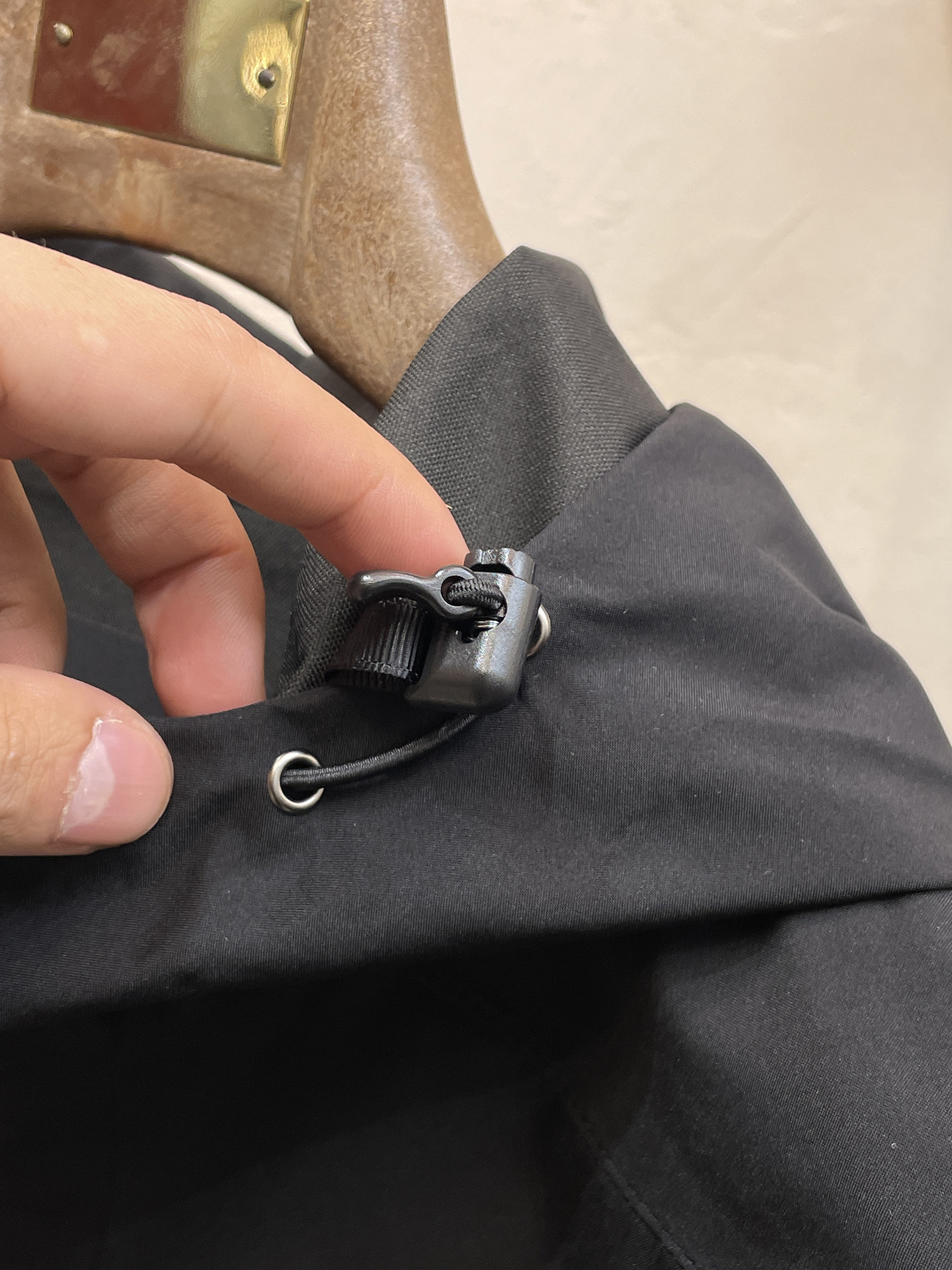 新品 始祖鸟 25ss新款轻薄硬壳冲锋衣百搭户外男女同款🔥采用原厂GORE-TEX科技面料细节辅料全部同