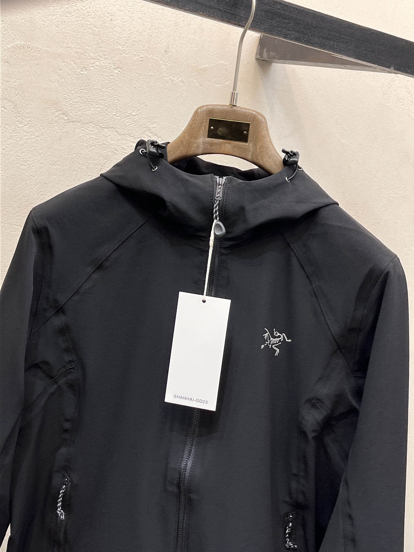 新品 始祖鸟 25ss新款轻薄硬壳冲锋衣百搭户外男女同款🔥采用原厂GORE-TEX科技面料细节辅料全部同