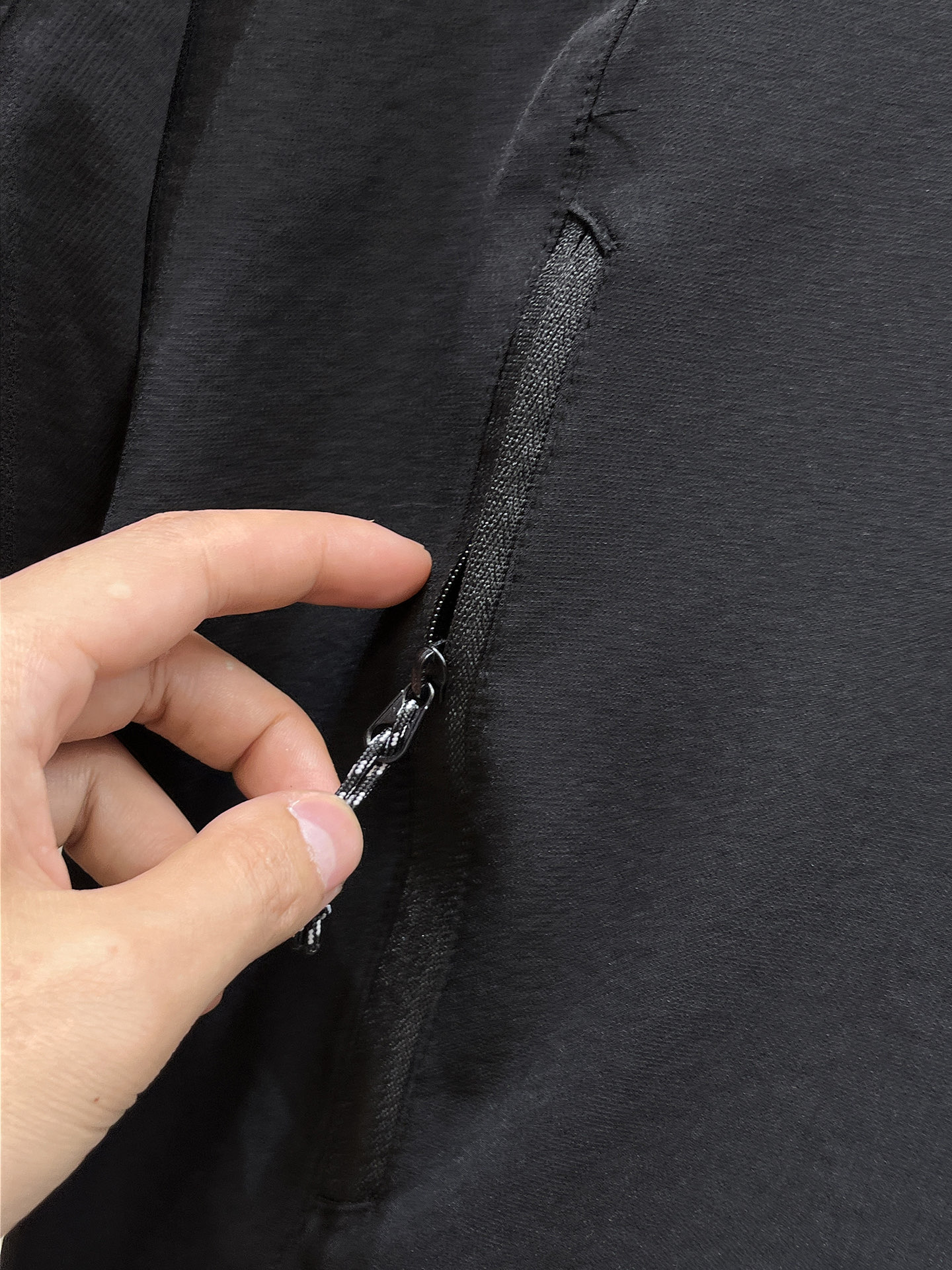 新品 始祖鸟 25ss新款轻薄硬壳冲锋衣百搭户外男女同款🔥采用原厂GORE-TEX科技面料细节辅料全部同