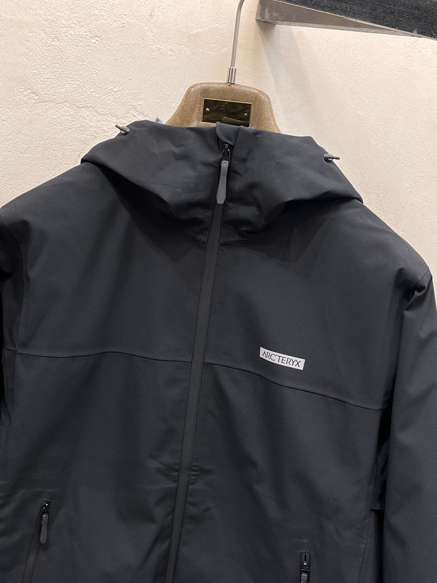 新品 始祖鸟 25ss新款轻薄硬壳冲锋衣百搭户外男女同款🔥采用原厂GORE-TEX科技面料细节辅料全部同