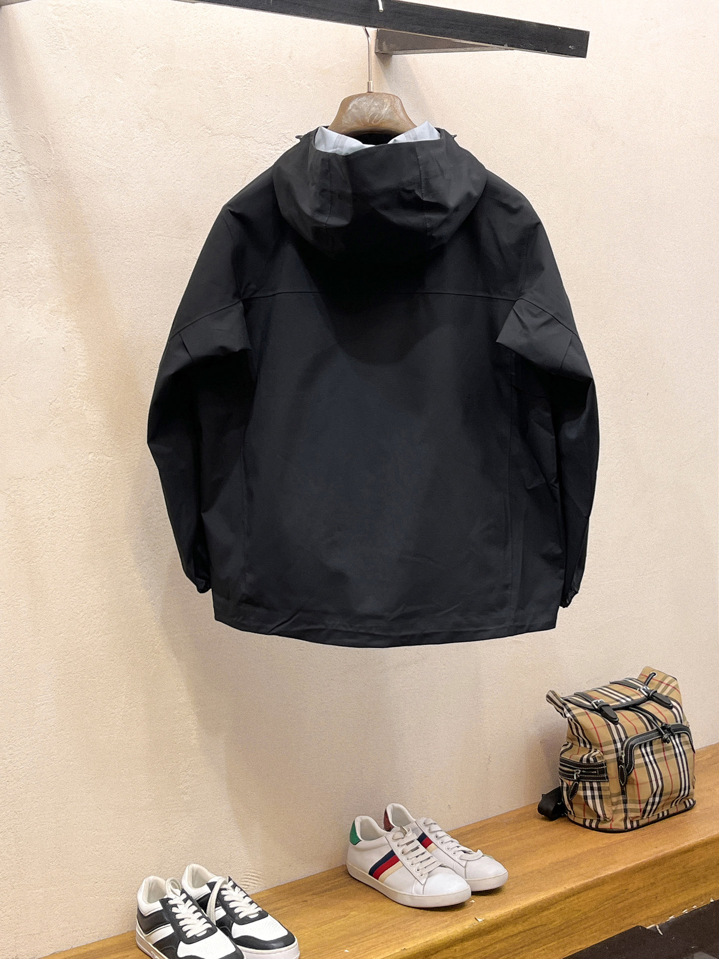 新品 始祖鸟 25ss新款轻薄硬壳冲锋衣百搭户外男女同款🔥采用原厂GORE-TEX科技面料细节辅料全部同