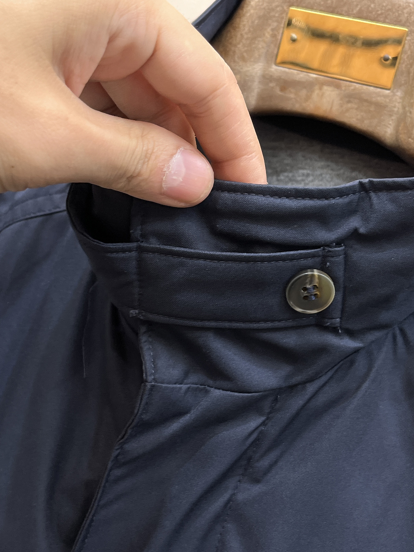 Loro Piana 秋冬 新款爆款专柜新款休闲时尚夹克 超前卫设计风格 细腻舒适 穿着非常轻便不易起皱