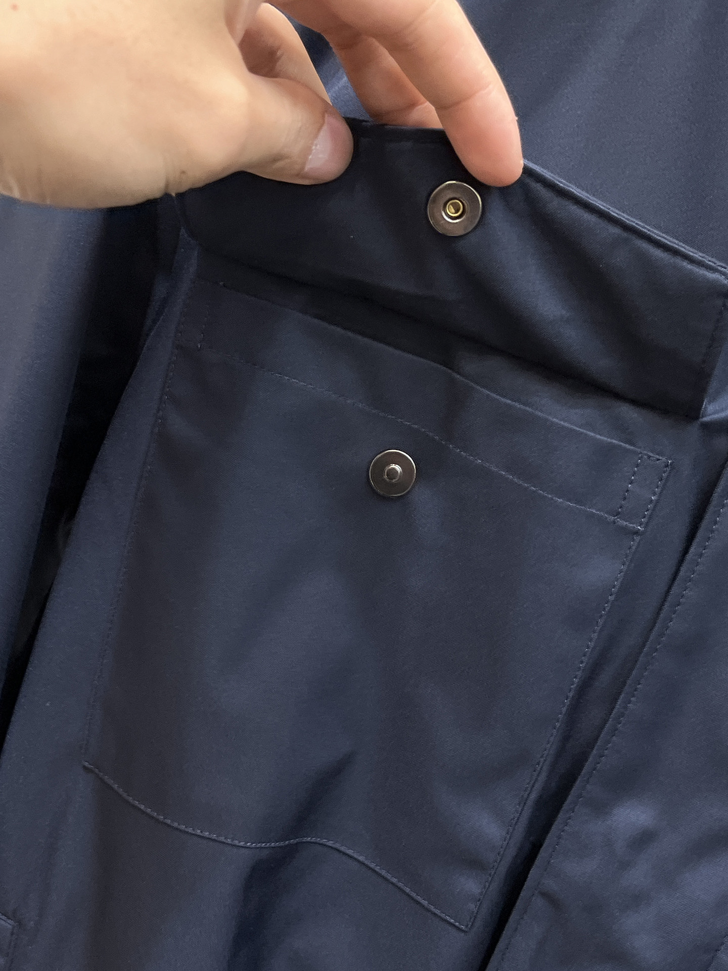 Loro Piana 秋冬 新款爆款专柜新款休闲时尚夹克 超前卫设计风格 细腻舒适 穿着非常轻便不易起皱