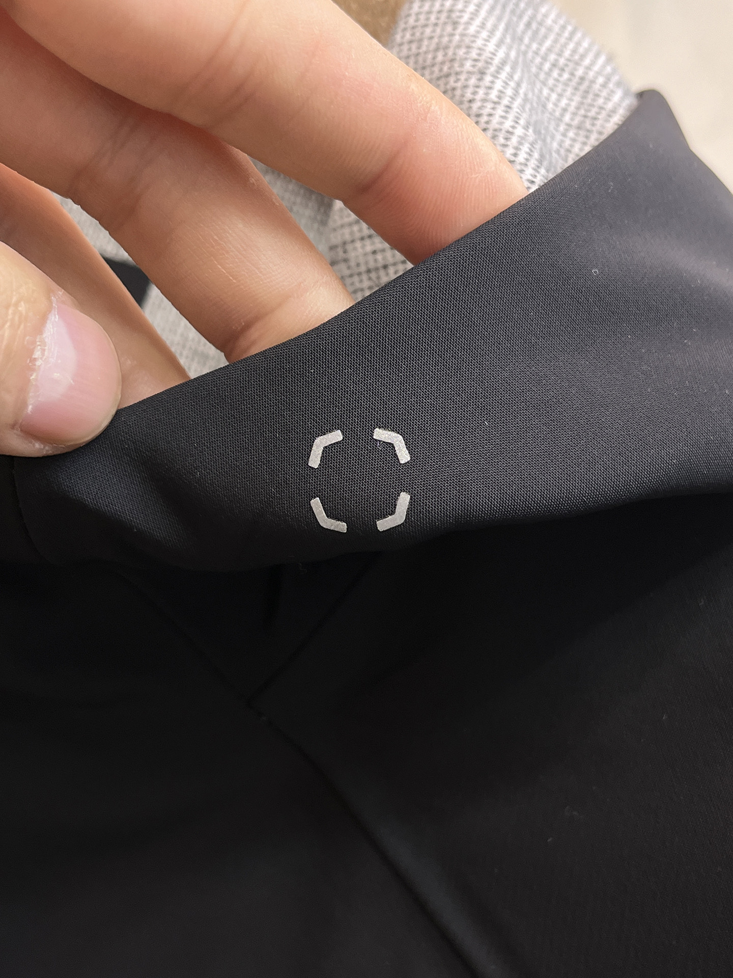 新品 始祖鸟 25ss新款轻薄硬壳冲锋衣百搭户外男女同款🔥采用原厂GORE-TEX科技面料细节辅料全部同