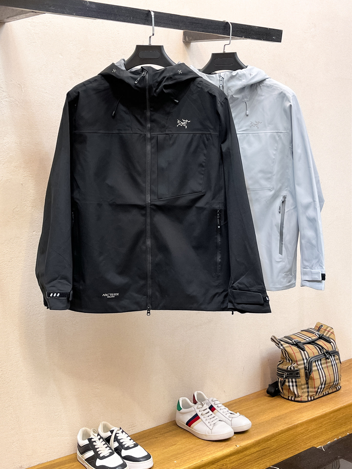 新品 始祖鸟 25ss新款轻薄硬壳冲锋衣百搭户外男女同款🔥采用原厂GORE-TEX科技面料细节辅料全部同