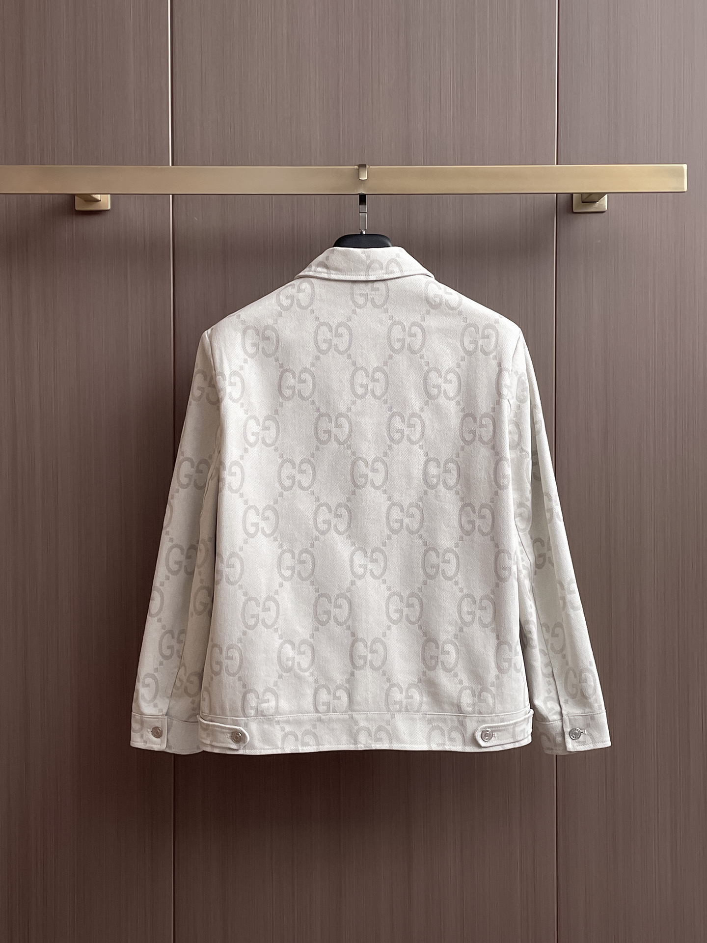 古驰 2025 秋冬 牛仔外套 新款爆款专柜新款休闲时尚夹克 超前卫设计风格 细腻舒适 穿着非常轻便不易