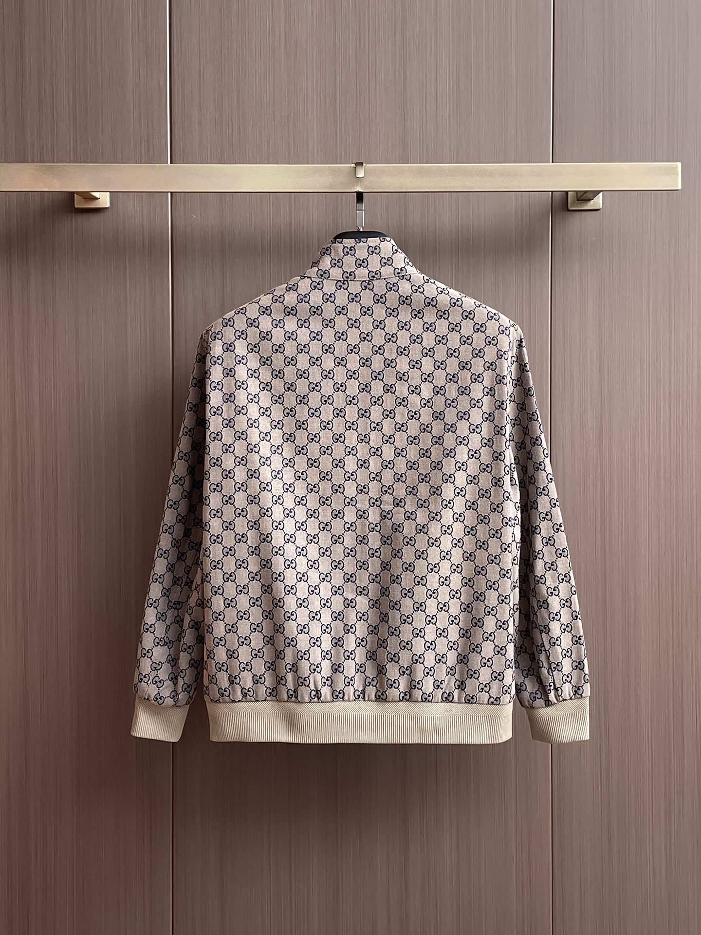 古驰 2025 秋冬 牛仔外套 新款爆款专柜新款休闲时尚夹克 超前卫设计风格 细腻舒适 穿着非常轻便不易