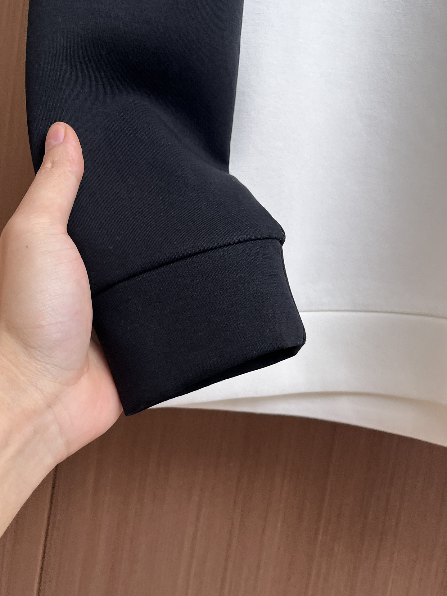 普拉达 2025早秋新款 顶级版本 最新款空气层 卫衣独家发售！原版复刻，独家设计，超强工艺！极其奢华！