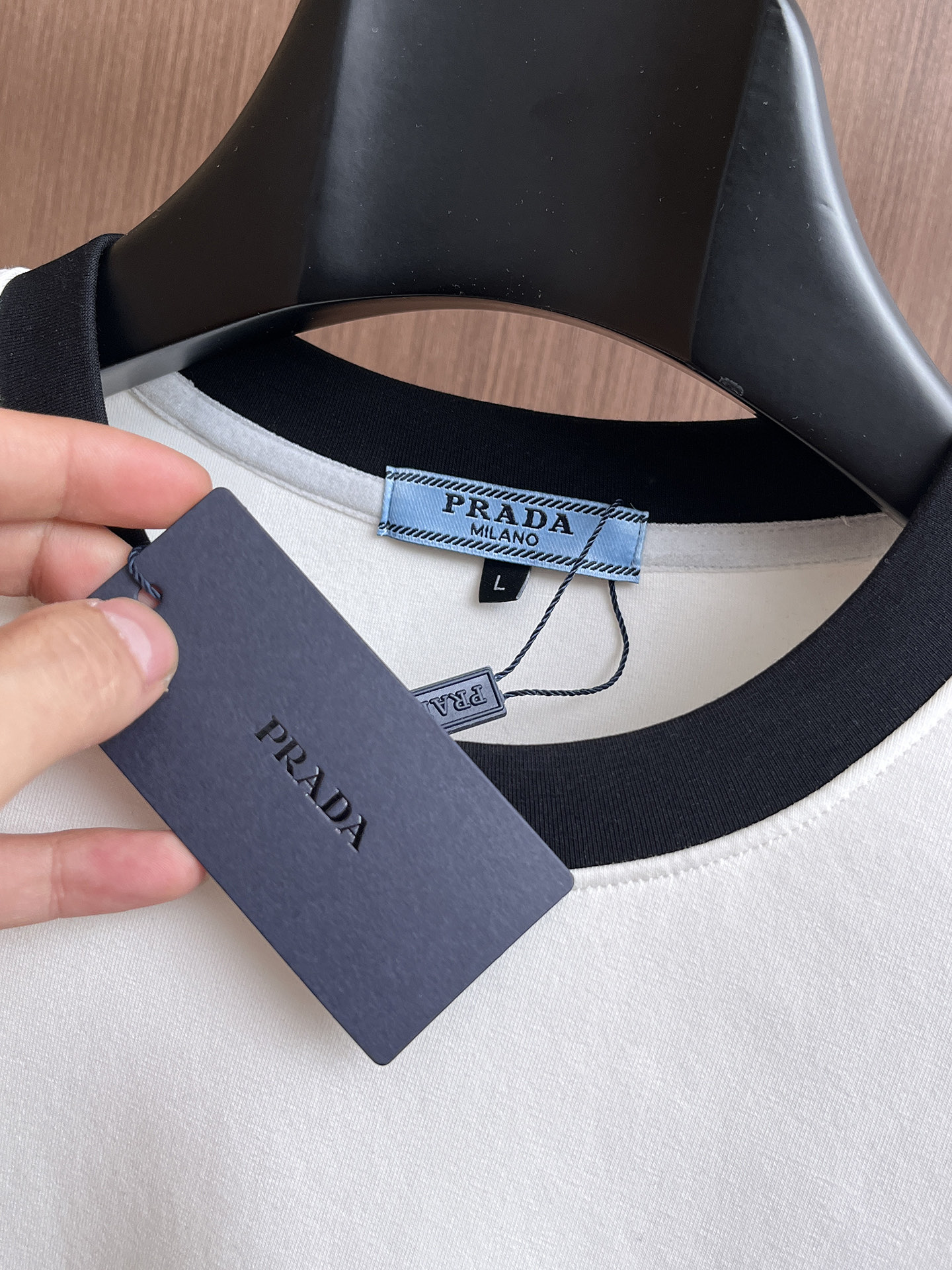 普拉达 2025早秋新款 顶级版本 最新款空气层 卫衣独家发售！原版复刻，独家设计，超强工艺！极其奢华！