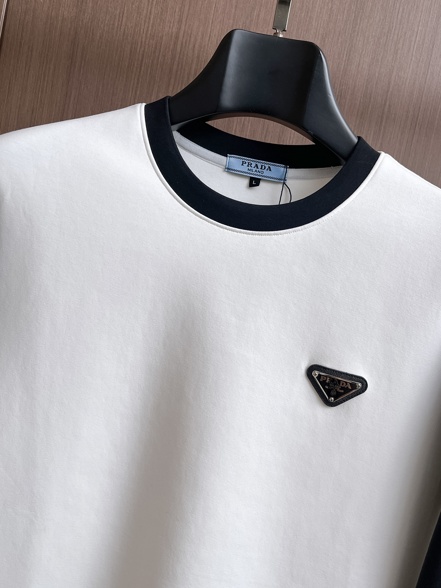 普拉达 2025早秋新款 顶级版本 最新款空气层 卫衣独家发售！原版复刻，独家设计，超强工艺！极其奢华！