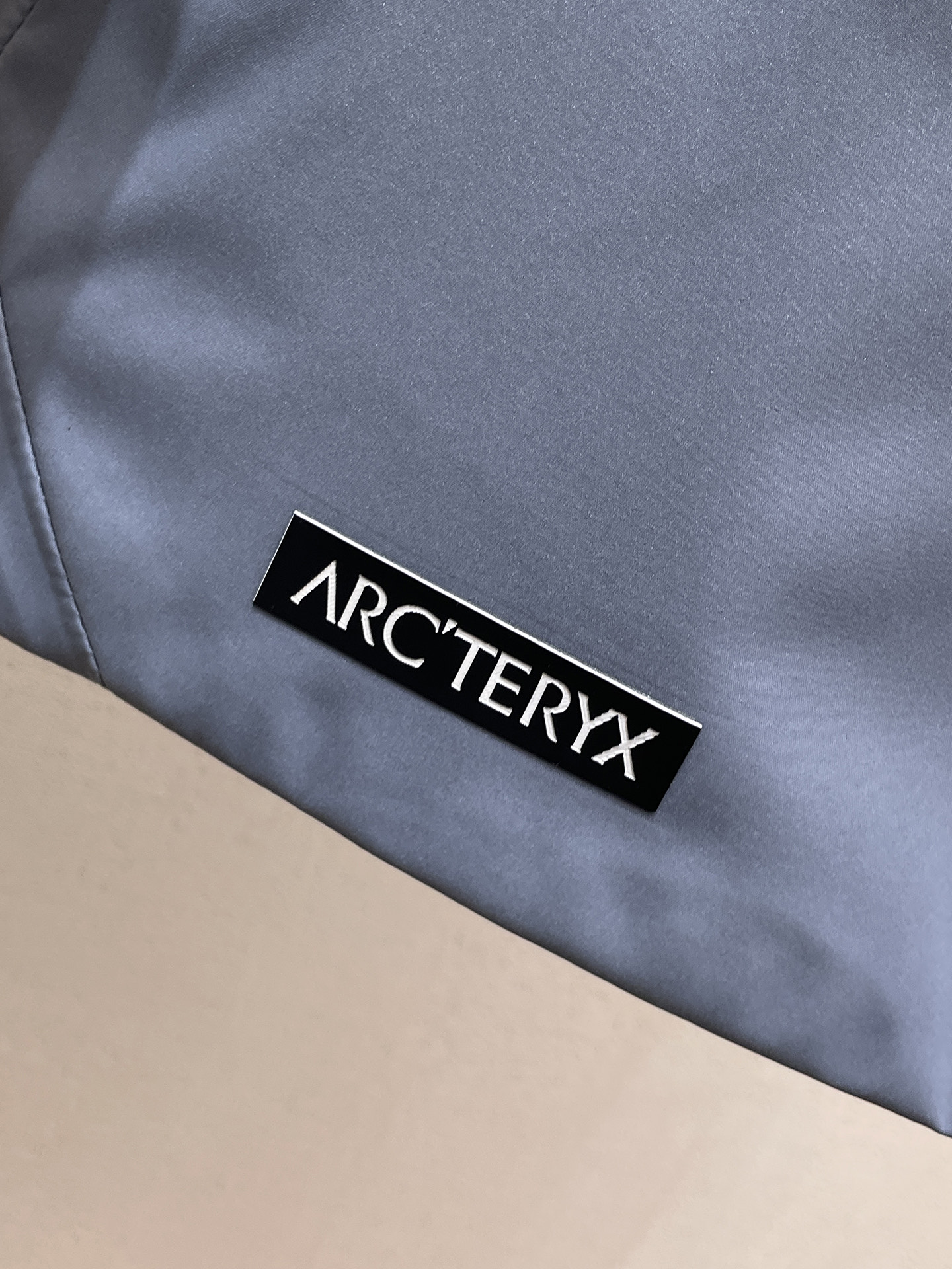 新品 始祖鸟 25ss新款轻薄硬壳冲锋衣百搭户外男女同款🔥采用原厂GORE-TEX科技面料细节辅料全部同