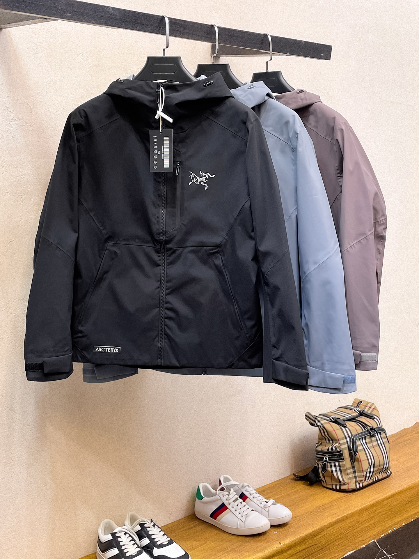 新品 始祖鸟 25ss新款轻薄硬壳冲锋衣百搭户外男女同款🔥采用原厂GORE-TEX科技面料细节辅料全部同