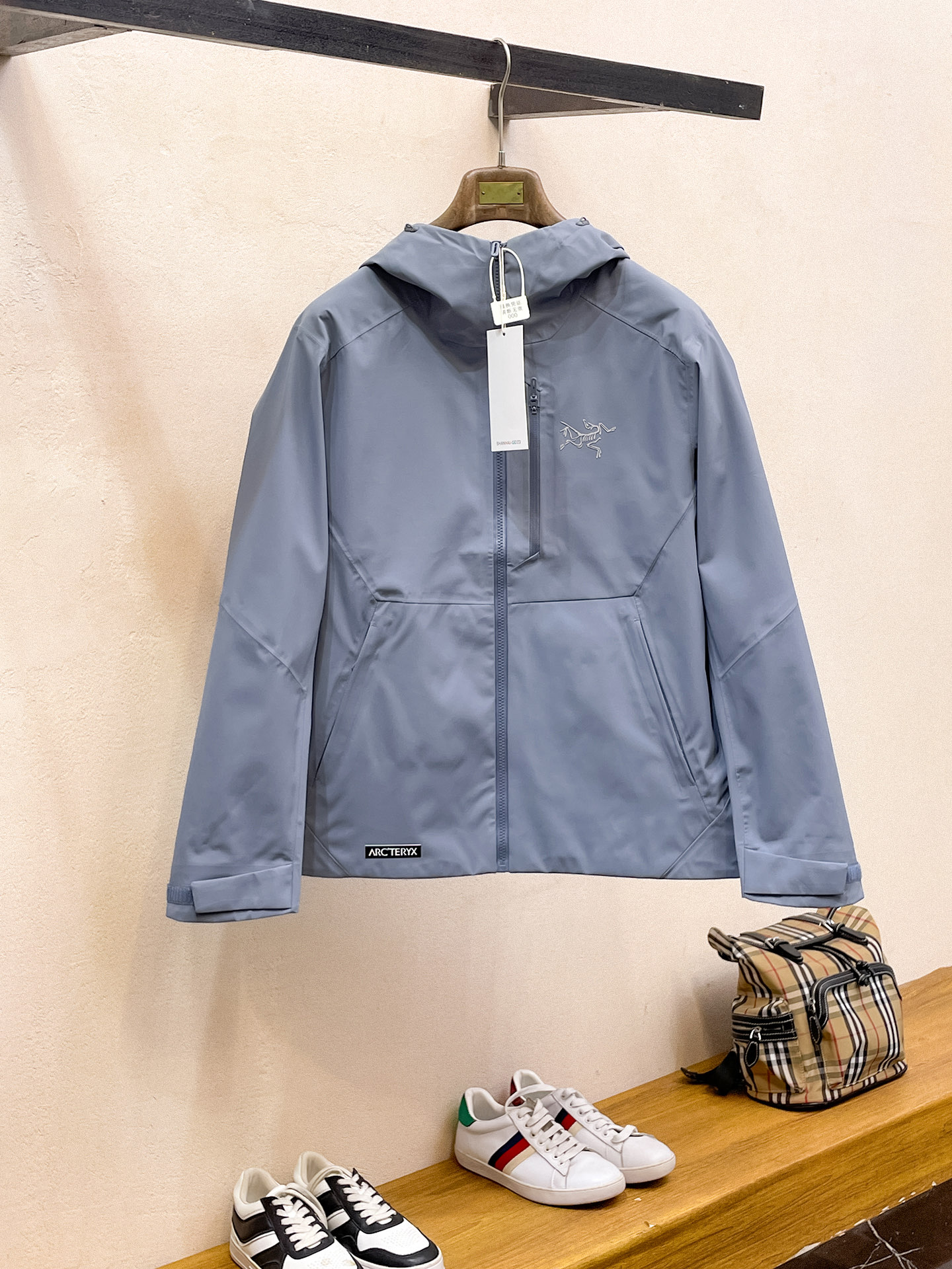 新品 始祖鸟 25ss新款轻薄硬壳冲锋衣百搭户外男女同款🔥采用原厂GORE-TEX科技面料细节辅料全部同