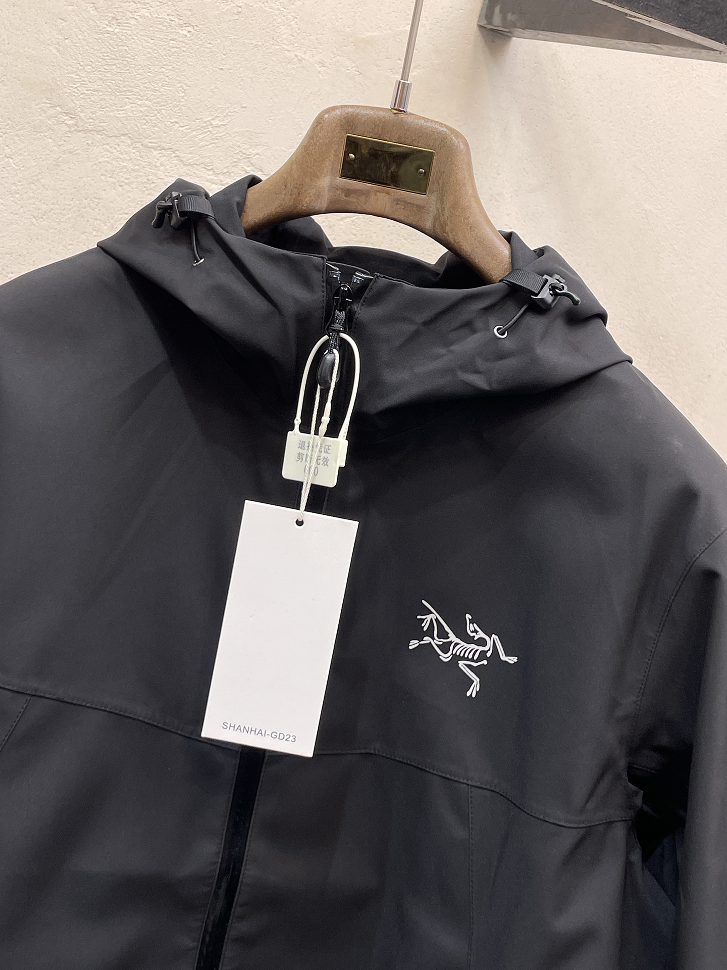 新品 始祖鸟 25ss新款轻薄硬壳冲锋衣百搭户外男女同款🔥采用原厂GORE-TEX科技面料细节辅料全部同