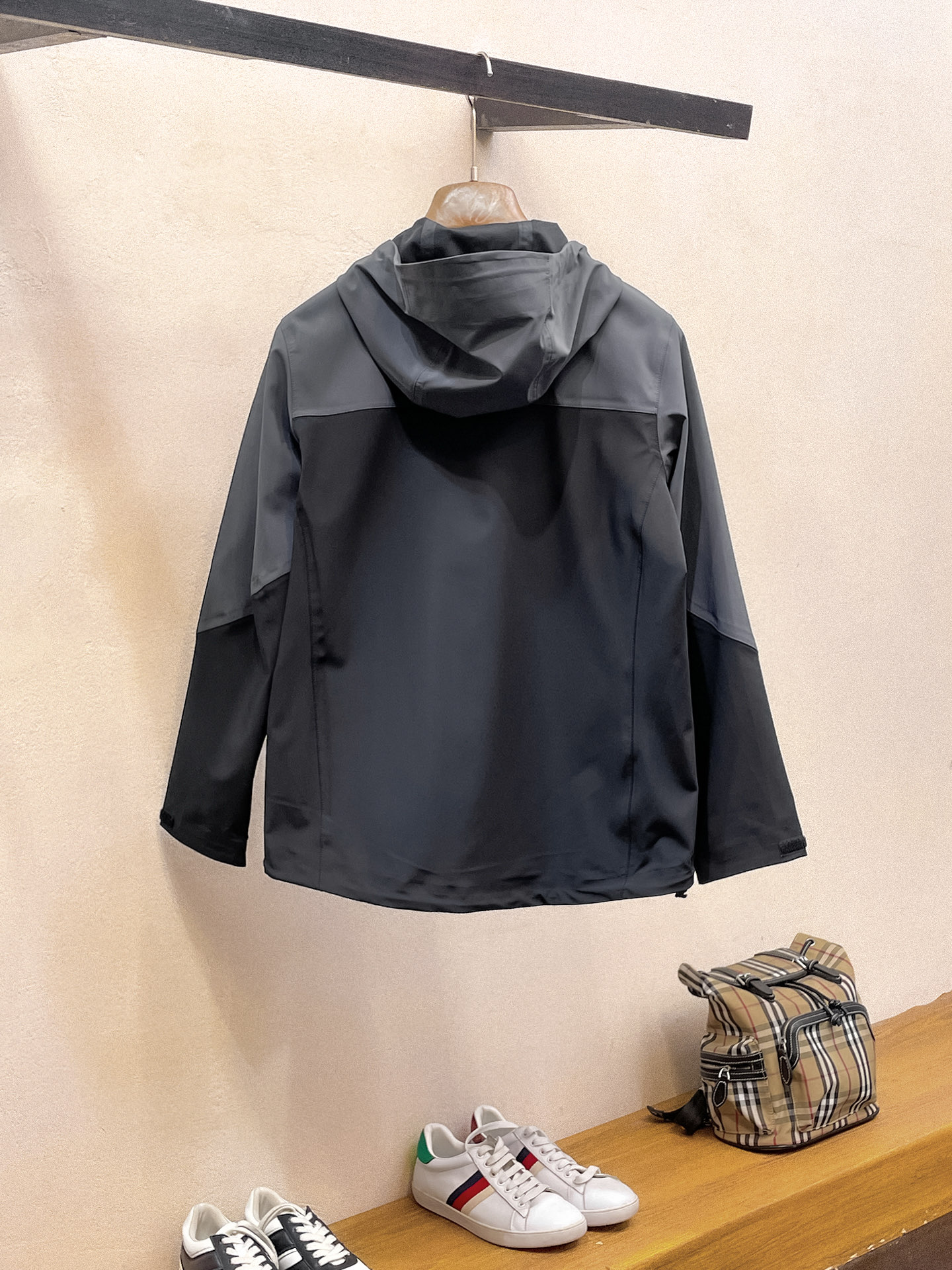 新品 始祖鸟 25ss新款轻薄硬壳冲锋衣百搭户外男女同款🔥采用原厂GORE-TEX科技面料细节辅料全部同