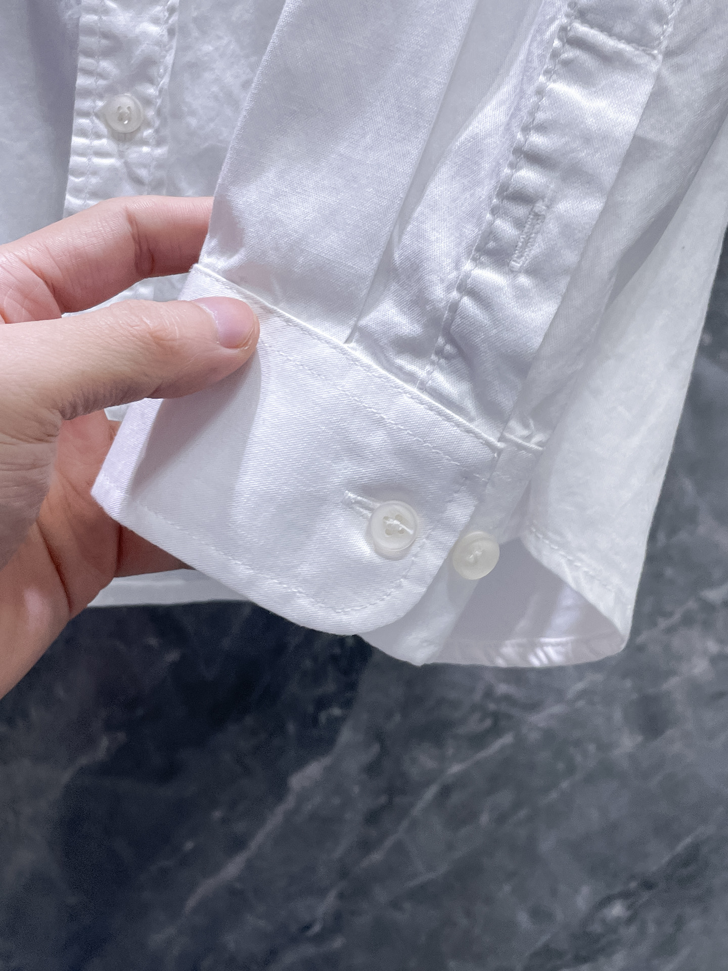 boss 2025ss春夏时尚大爆款短袖衬衫，贸易公司渠道货，品相完美如斯，属于入柜级别，可预见性的爆款