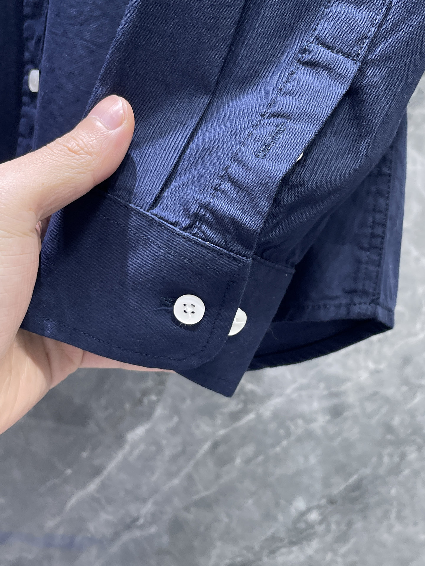 boss 2025ss春夏时尚大爆款短袖衬衫，贸易公司渠道货，品相完美如斯，属于入柜级别，可预见性的爆款