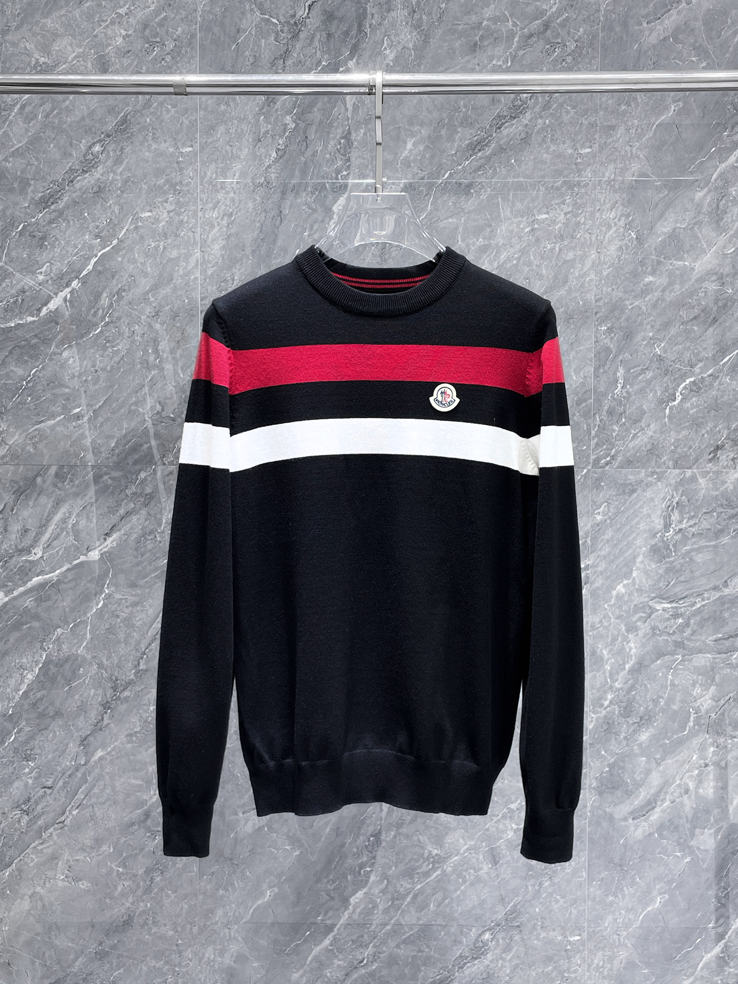 蒙口 毛衣 2025秋冬最新系列，专柜1:1顶级复刻，全品相！加厚款，潮人必备单品！懂货的老铁赶紧下手，